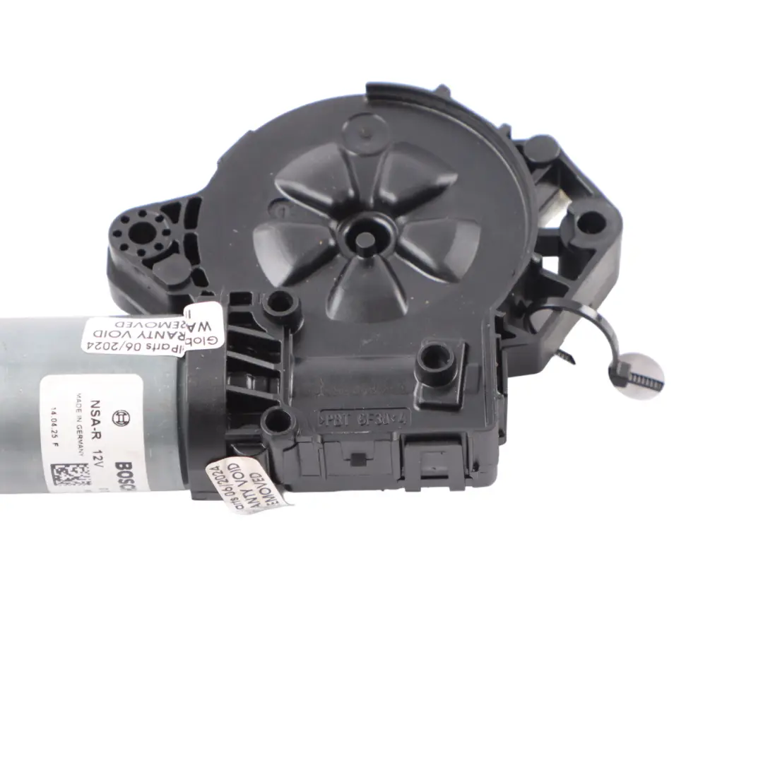 Sliding Sunroof Panoramic Motor Drive Actuator Unit to Mercedes X156 with Part number A2059064104 Mercedes X156 Sliding Sunroof Panoramic Motor Drive Actuator Unit - SKU A2059064104 - Part number A2059064104