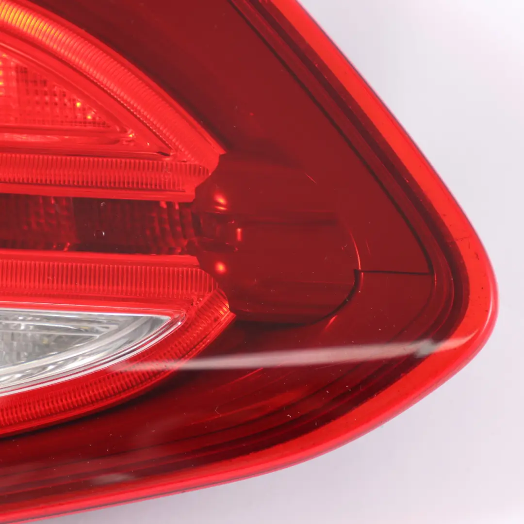 Mercedes C205 Rückleuchte Kofferraum Heckklappe Licht Links LED - SKU A2059066700 - Teilenummer A2059066700