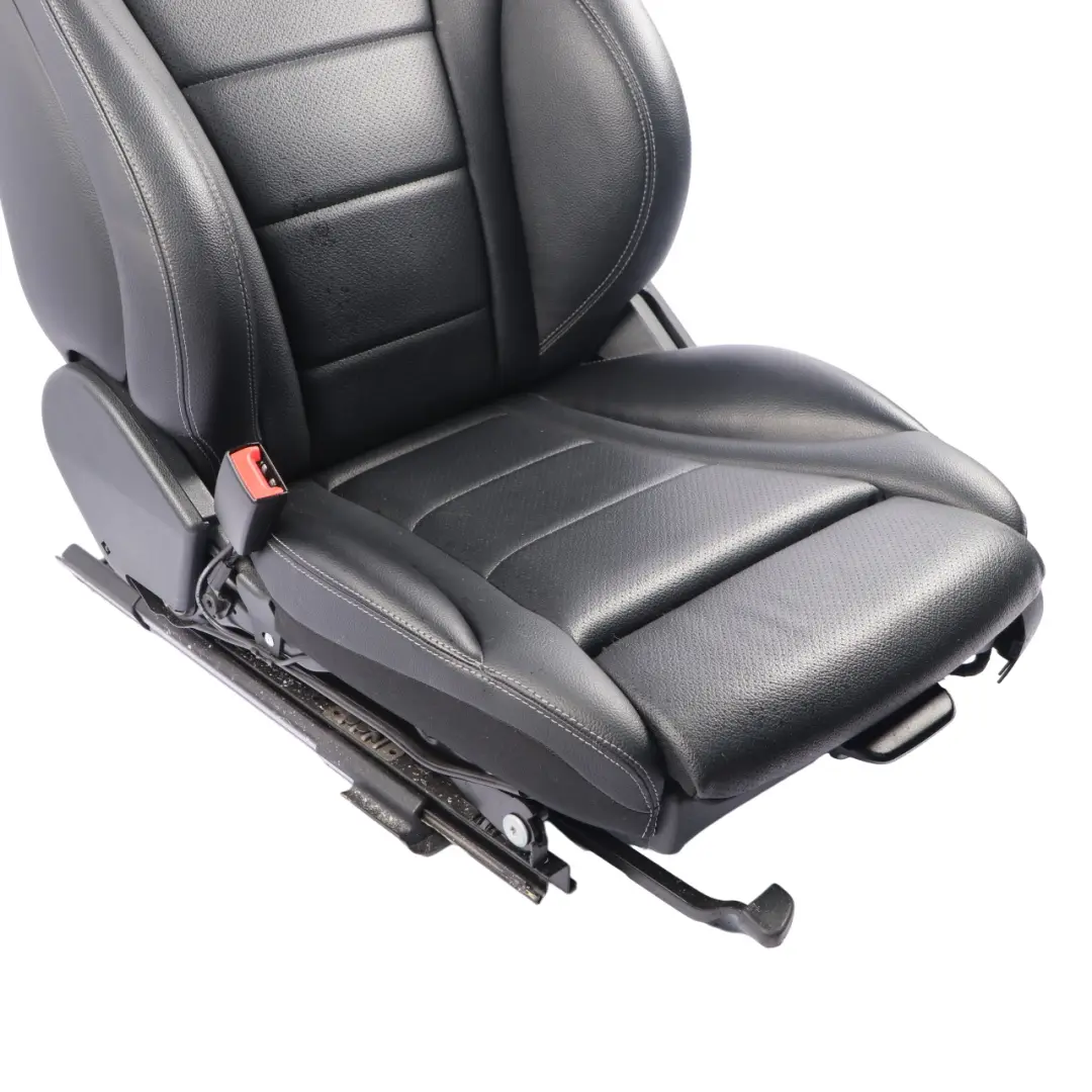 Sedile pelle Imiation Mercedes W205 riscaldato anteriore sinistro nero elettrico per con numero di parte A2059102611 Sedile pelle Imiation Mercedes W205 riscaldato anteriore sinistro nero elettrico - SKU A2059102611-3 - Numero di parte A2059102611