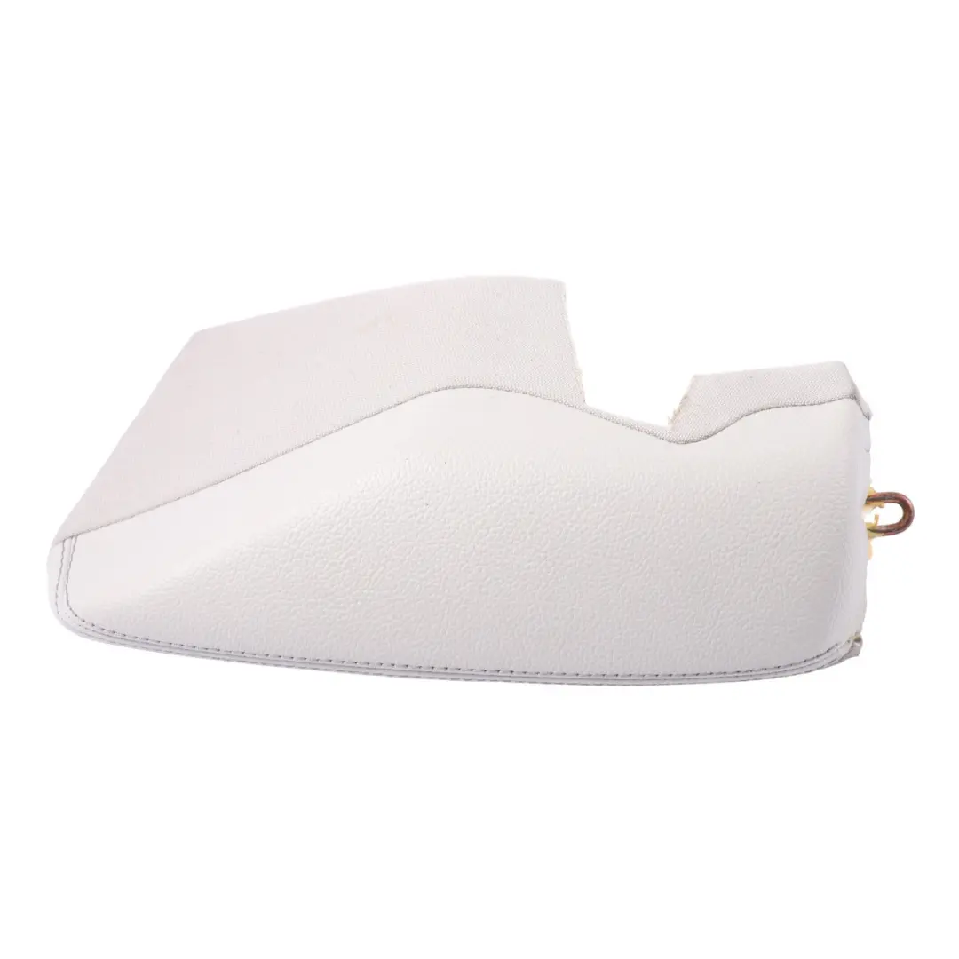 Mercedes C205 Panneau latéral banquette arrière droite Cover Grey Leather - SKU A2059201208-1 - Numéro de pièce A2059201208