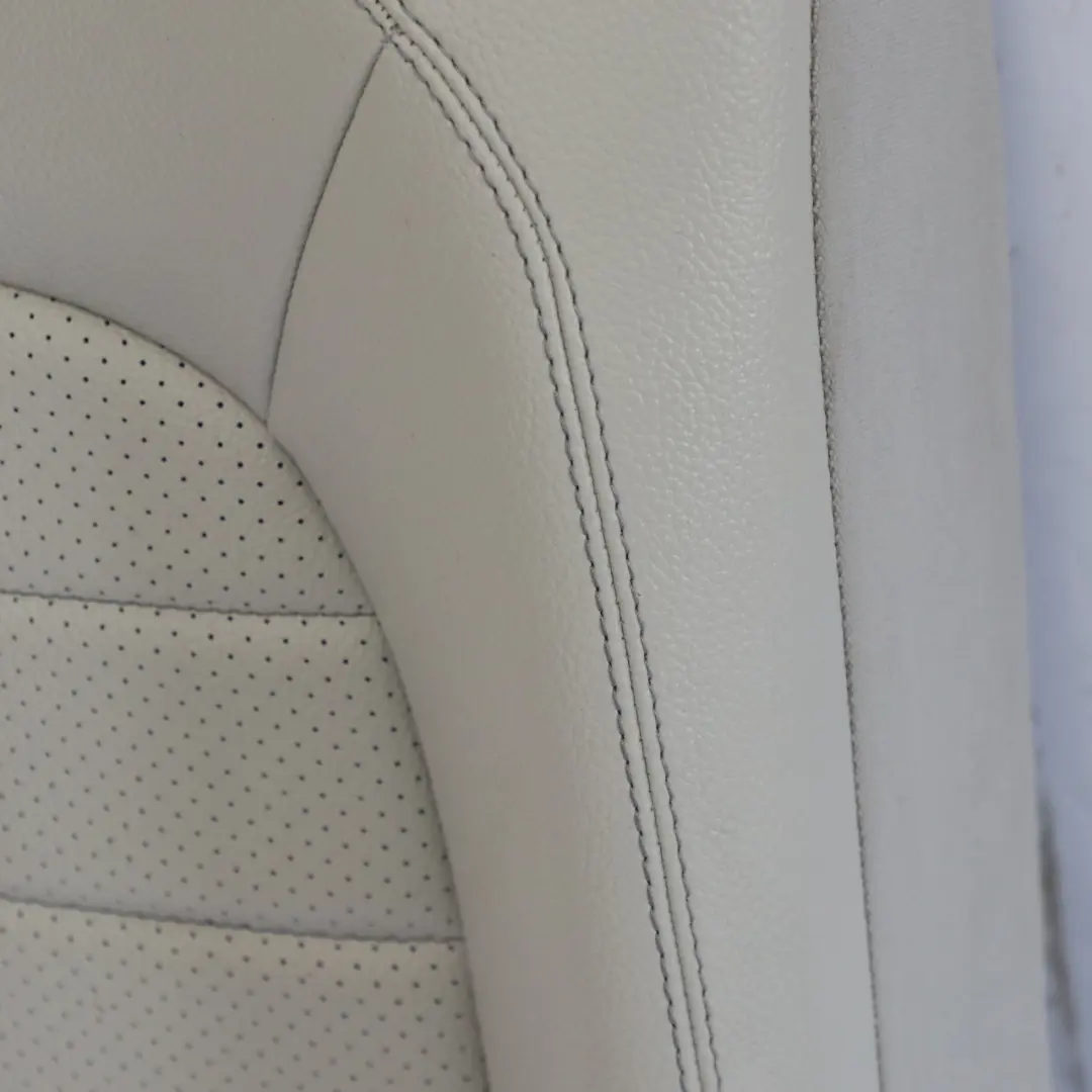 Mercedes C205 Dossier siège arrière droit Panneau recouvrement simili cuir gris - SKU A2059202608-2 - Numéro de pièce A2059202608