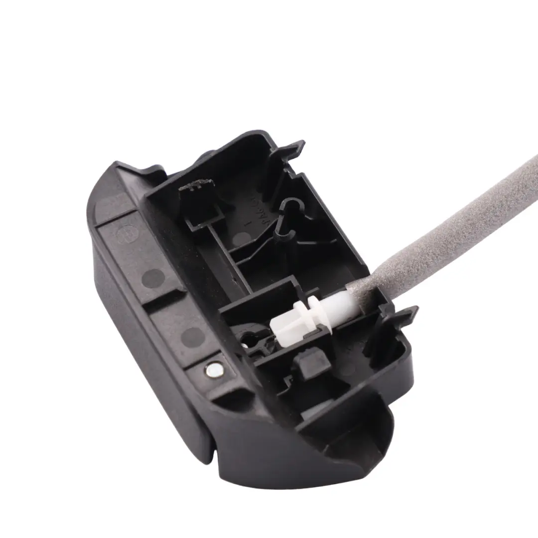 Mango liberación del respaldo trasero plegable Izquierda Bloqueo para Mercedes C118 con número de pieza A2059204900 Mercedes C118 Mango liberación del respaldo trasero plegable Izquierda Bloqueo - SKU A2059204900-2 - Número de pieza A2059204900