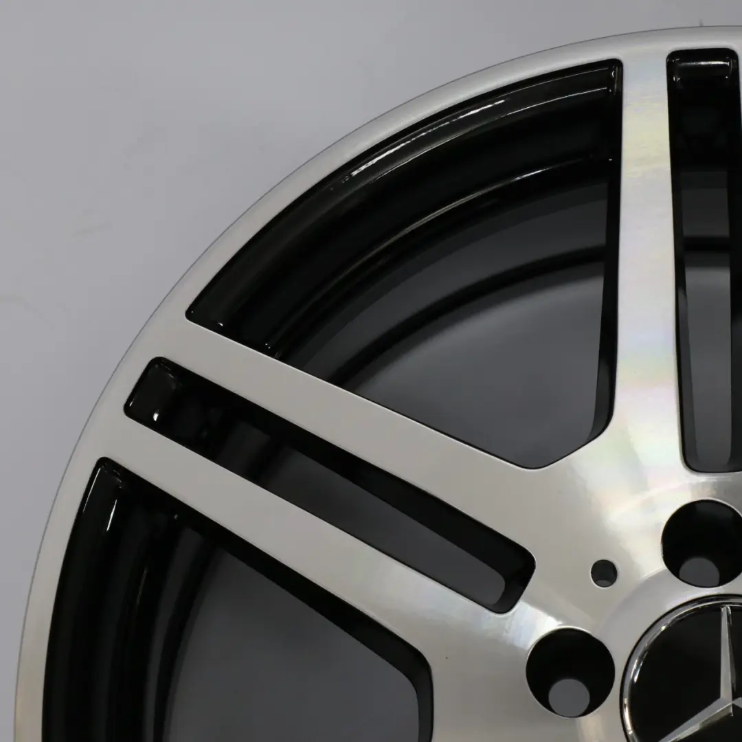 Llanta aleación delantera negra 18" 8J ET:45 para Mercedes C207 A207 AMG con número de pieza A2074011302 Mercedes C207 A207 AMG Llanta aleación delantera negra 18" 8J ET:45 - SKU A2074011302-4 - Número de pieza A2074011302