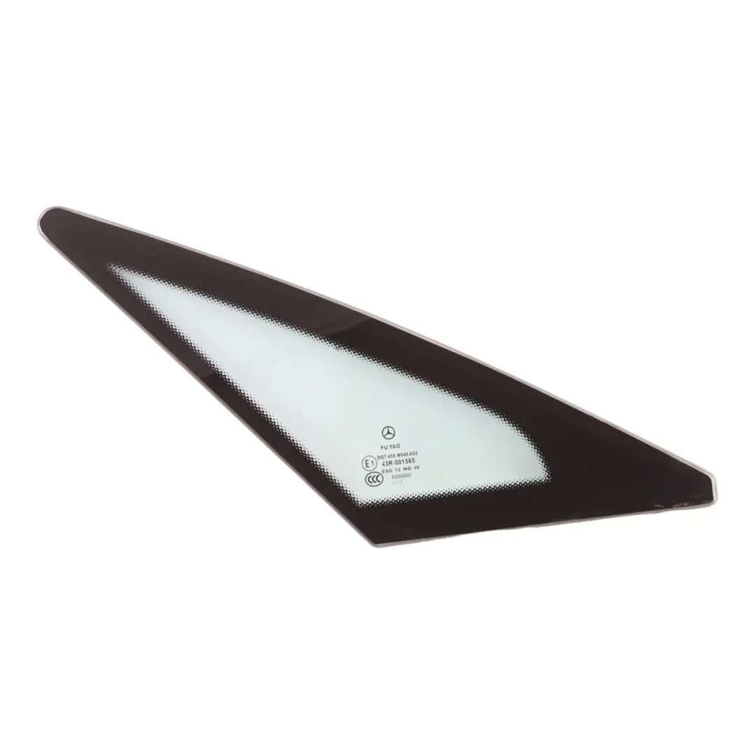 Finestrino Laterale Posteriore Sinistro Triangolo Vetro AS2 per Mercedes C207 con numero di parte A2076700339 Mercedes C207 Finestrino Laterale Posteriore Sinistro Triangolo Vetro AS2 - SKU A2076700339-2 - Numero di parte A2076700339