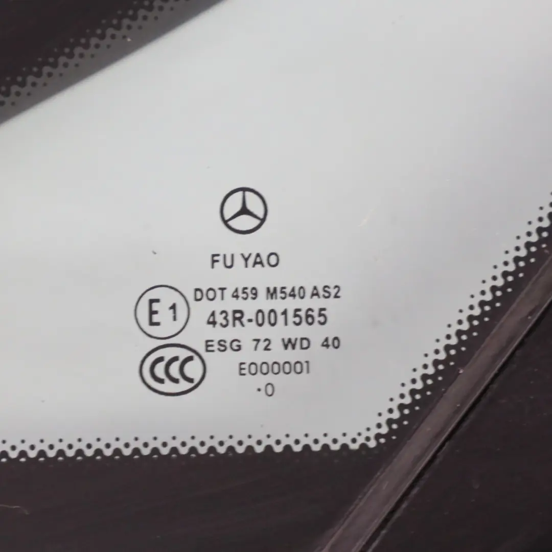 Uszczelka Szyba Trójkąt Tylna Prawa Tył Prawy do Mercedes C207 o numerze A2076700439 Mercedes C207 Uszczelka Szyba Trójkąt Tylna Prawa Tył Prawy - SKU A2076700439-2 - Numer Części A2076700439