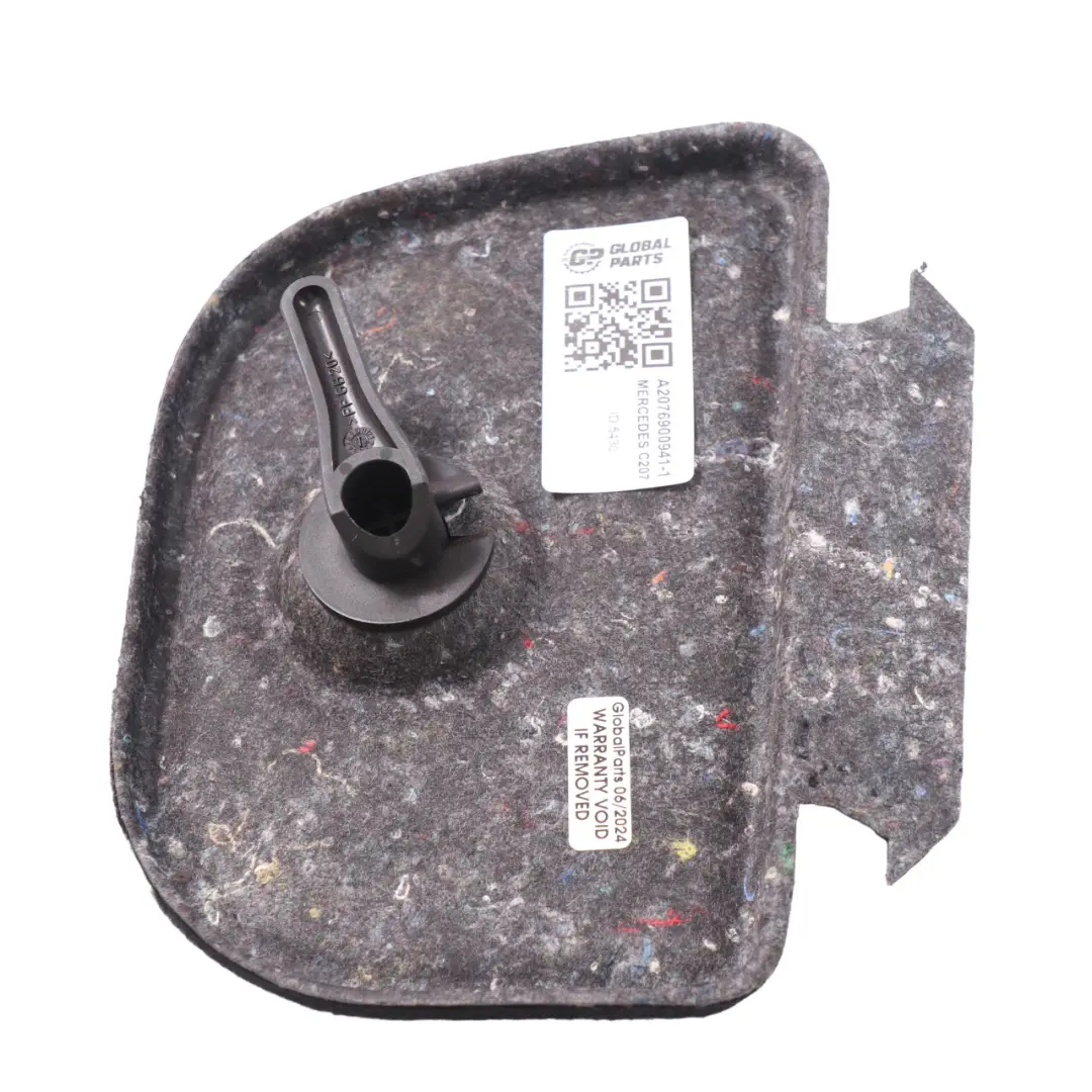Mercedes C207 W207 Klapka Osłona Boczka Bagażnika Tył Lewy - SKU A2076900941-1 - Numer Części A2076900941
