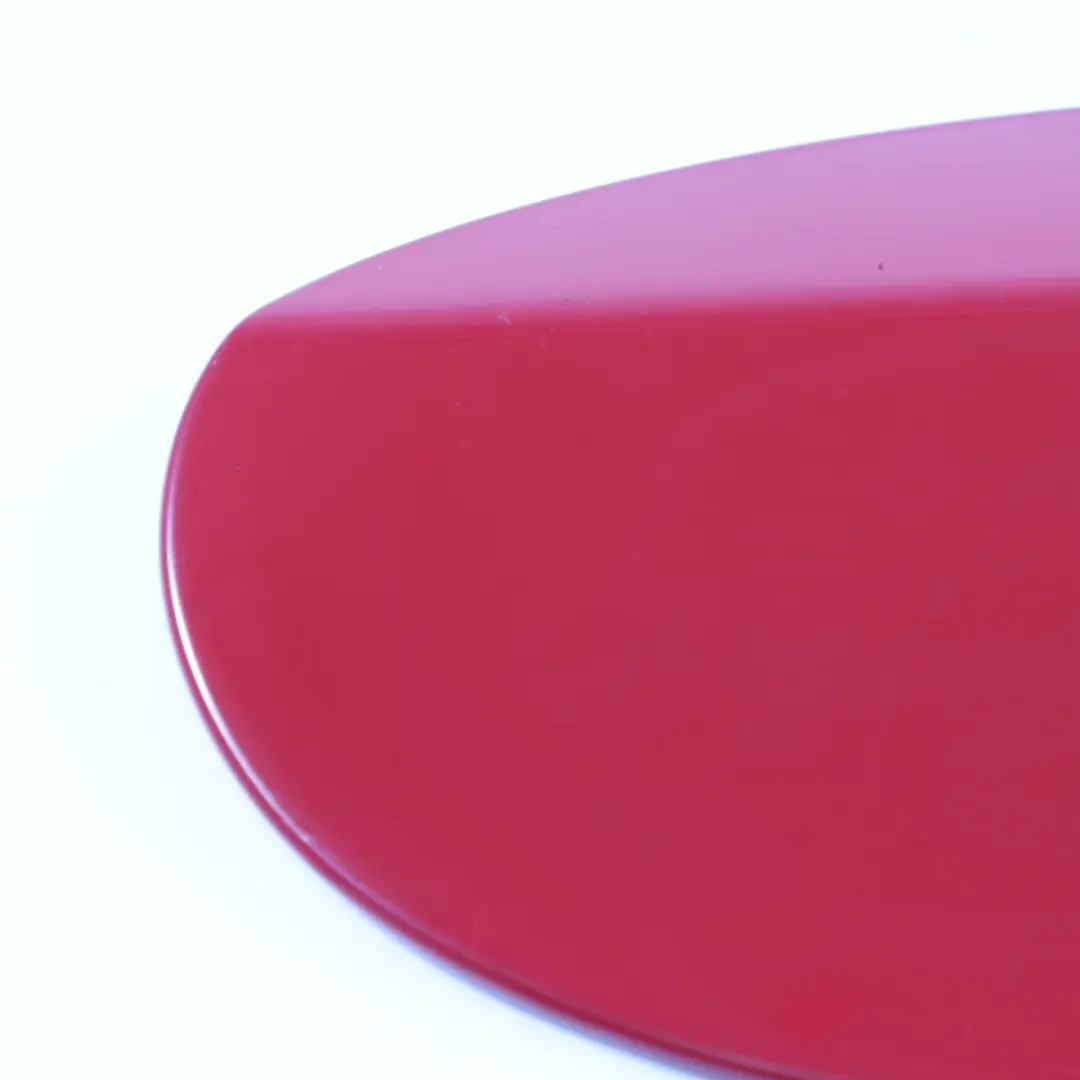 Coupé Couvercle de trappe à carburant Rouge Opale 590 pour Mercedes C207 à propos du numéro de pièce A2077570106 Mercedes C207 Coupé Couvercle de trappe à carburant Rouge Opale 590 - SKU A2077570106-FUP - Numéro de pièce A2077570106