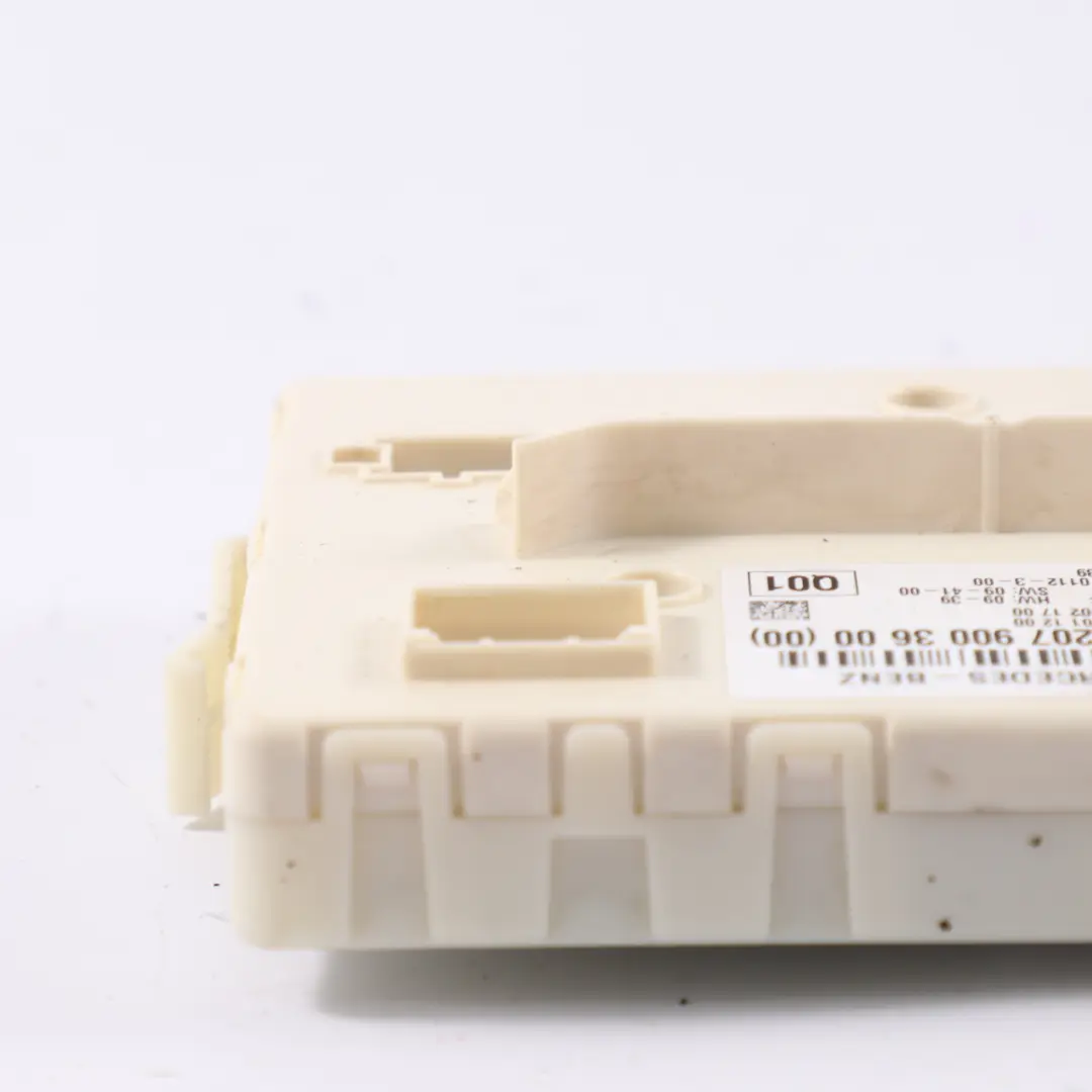 Moduł podnośnika regulatora tylnej szyby do Mercedes C207 Coupe o numerze A2079003600 Mercedes C207 Coupe Moduł podnośnika regulatora tylnej szyby - SKU A2079003600 - Numer Części A2079003600