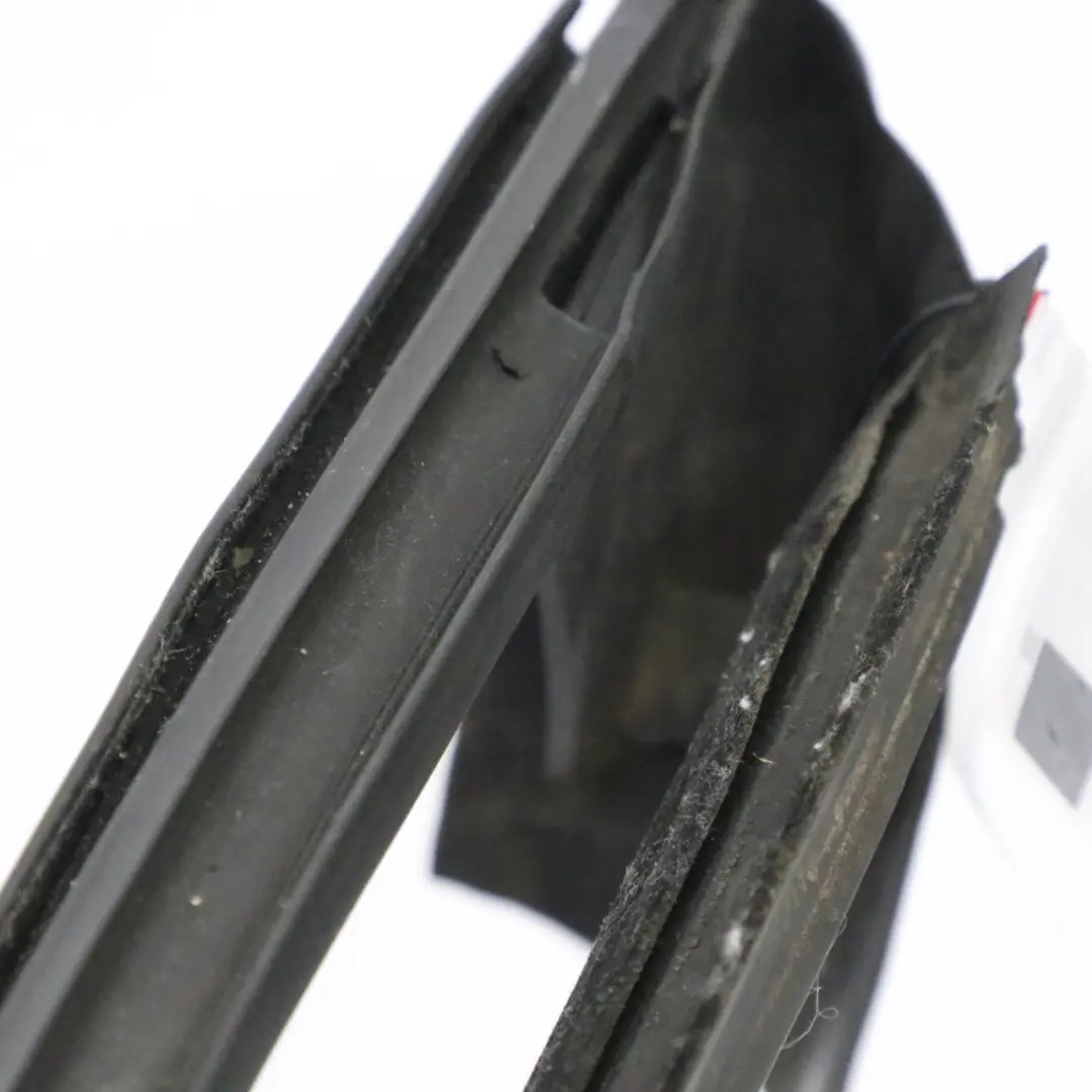Fensterdichtung Mercedes C209 Hinten Rechts Fensterleiste Dichtung für mit Teilenummer A2096700238 Fensterdichtung Mercedes C209 Hinten Rechts Fensterleiste Dichtung - SKU A2096700238 - Teilenummer A2096700238