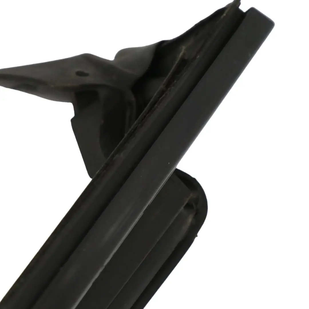 Mercedes CLK C209 Porta Anteriore Sinistra Finestrino Barra Striscia - SKU A2096900180 - Numero di parte A2096900180
