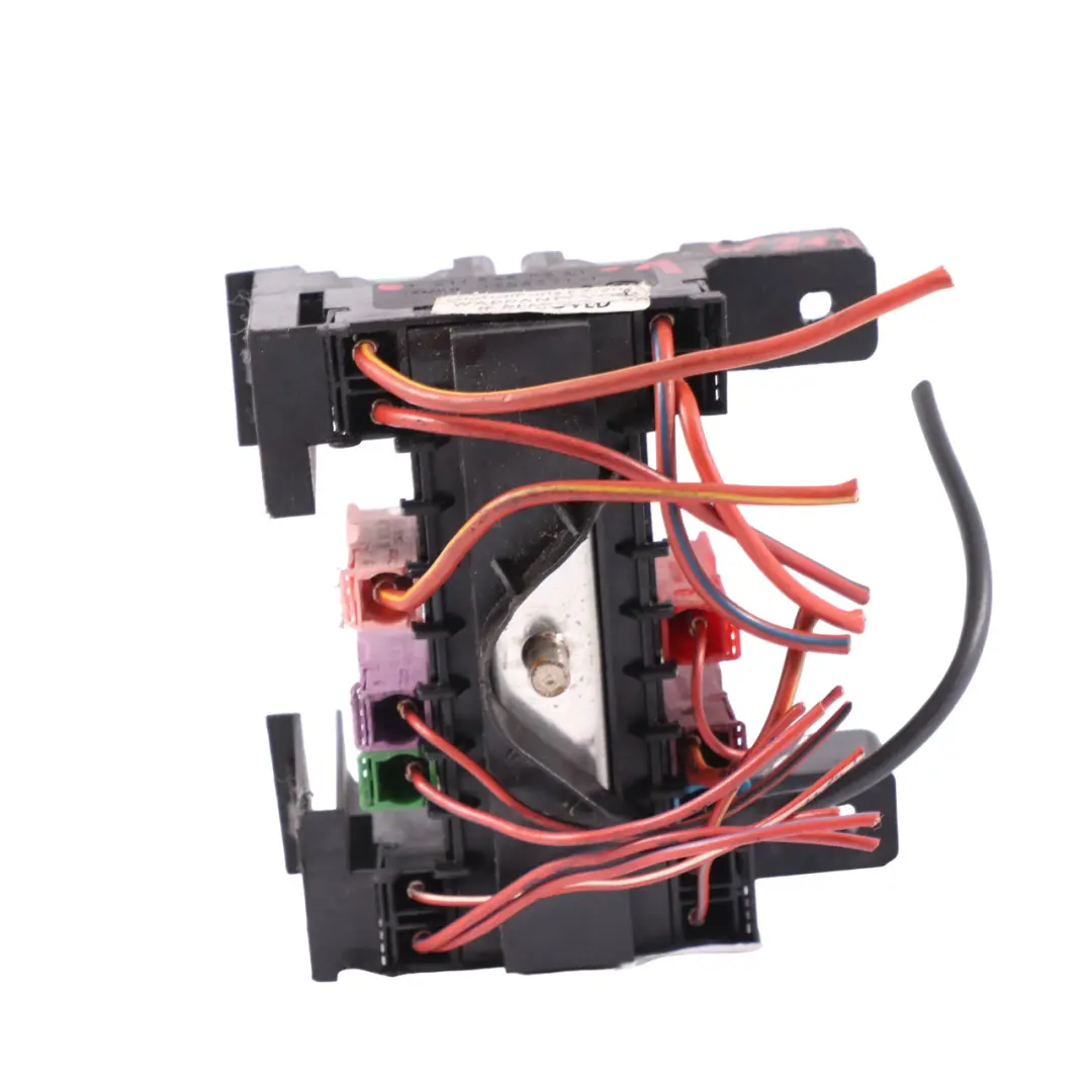 W219 Boîte de distribution de fusibles A2115453901 pour Mercedes S211 W211 à propos du numéro de pièce A2115450301 Mercedes S211 W211 W219 Boîte de distribution de fusibles A2115453901 - SKU A2115450301-1 - Numéro de pièce A2115450301