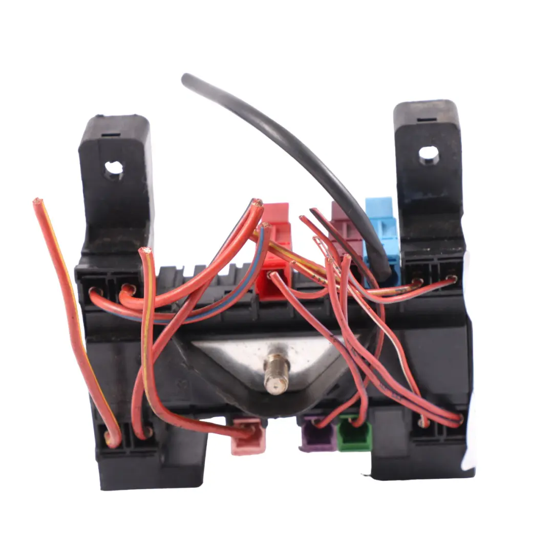 W219 Boîte de distribution de fusibles A2115453901 pour Mercedes S211 W211 à propos du numéro de pièce A2115450301 Mercedes S211 W211 W219 Boîte de distribution de fusibles A2115453901 - SKU A2115450301-1 - Numéro de pièce A2115450301