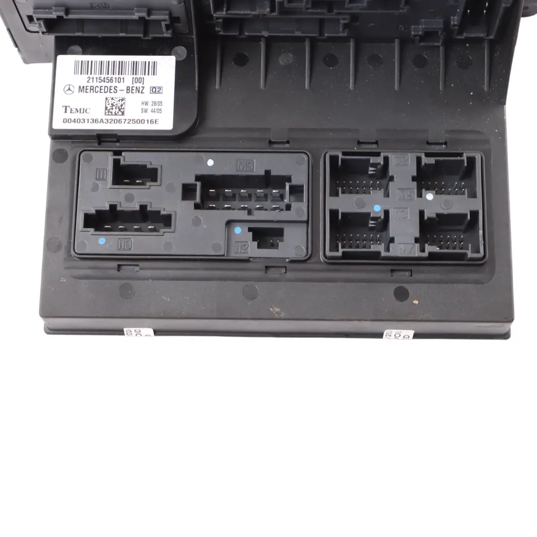 SAM Módulo Caja de Fusibles Relé Unidad de Control para Mercedes W211 con número de pieza A2115456101 Mercedes W211 SAM Módulo Caja de Fusibles Relé Unidad de Control - SKU A2115456101 - Número de pieza A2115456101