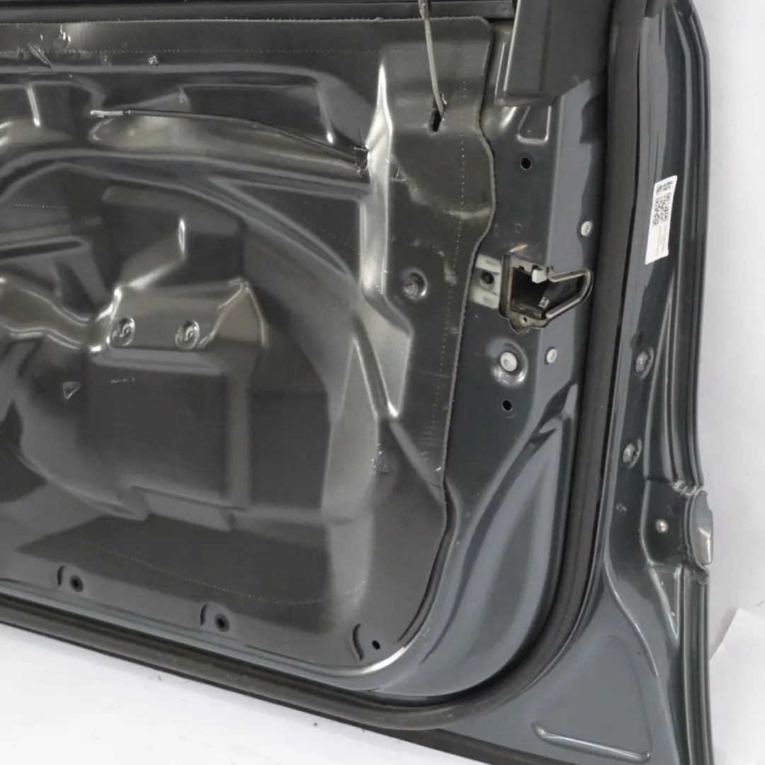 Puerta Delantera Derecha Clase E Flint Grey Gris Metallic - 368 para Mercedes W211 con número de pieza A2117201405 Mercedes W211 Puerta Delantera Derecha Clase E Flint Grey Gris Metallic - 368 - SKU A2117201405-FLG - Número de pieza A2117201405