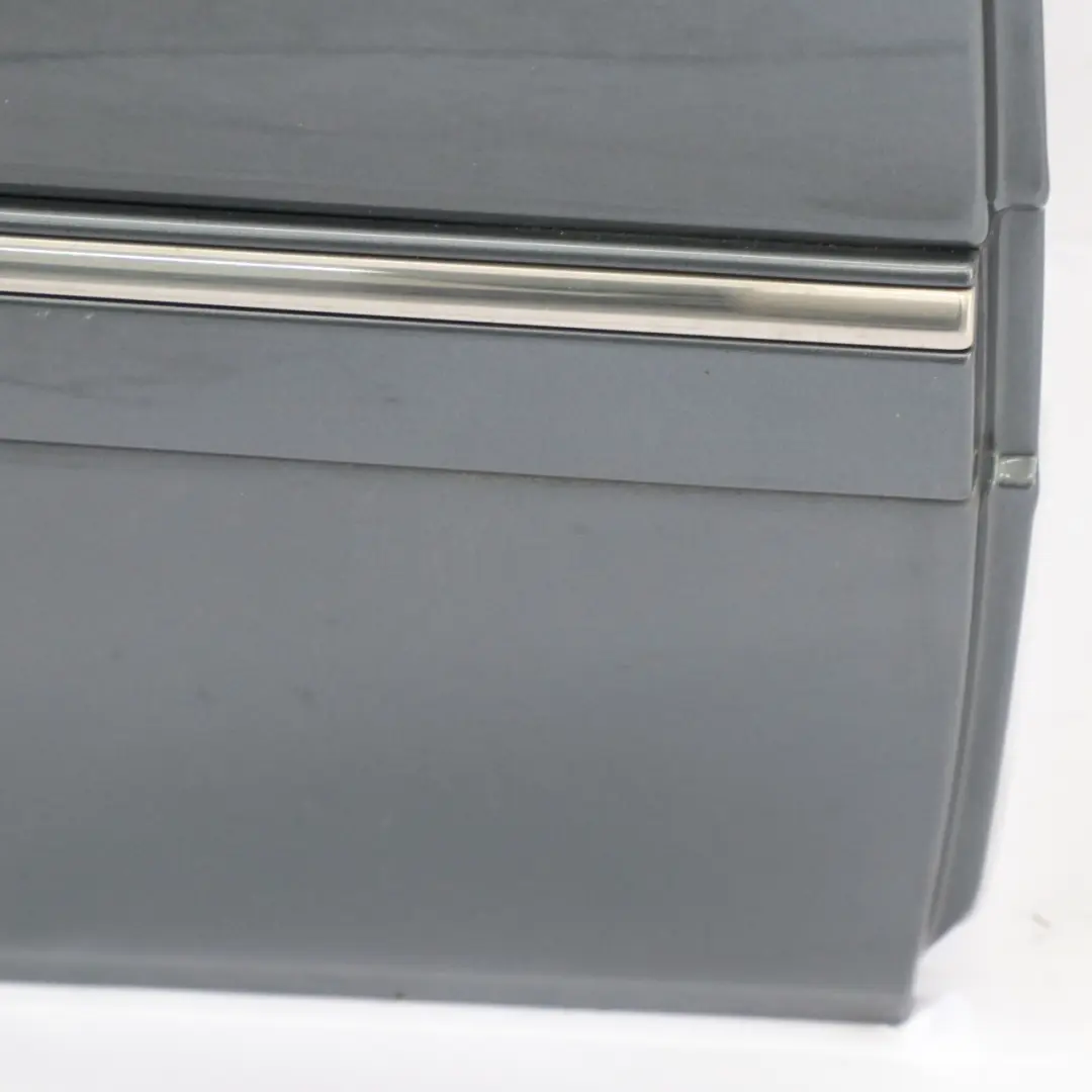 Door Rear Right O/S Flint Grey Metallic - 368 to Mercedes W211 with Part number A2117300205 Mercedes W211 Door Rear Right O/S Flint Grey Metallic - 368 - SKU A2117300205-FLG1 - Part number A2117300205