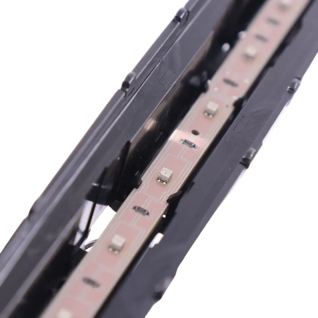 Mercedes W211 Lampada posteriore supplementare terzo freno NO VETRO - SKU A2118201456 - Numero di parte A2118201456