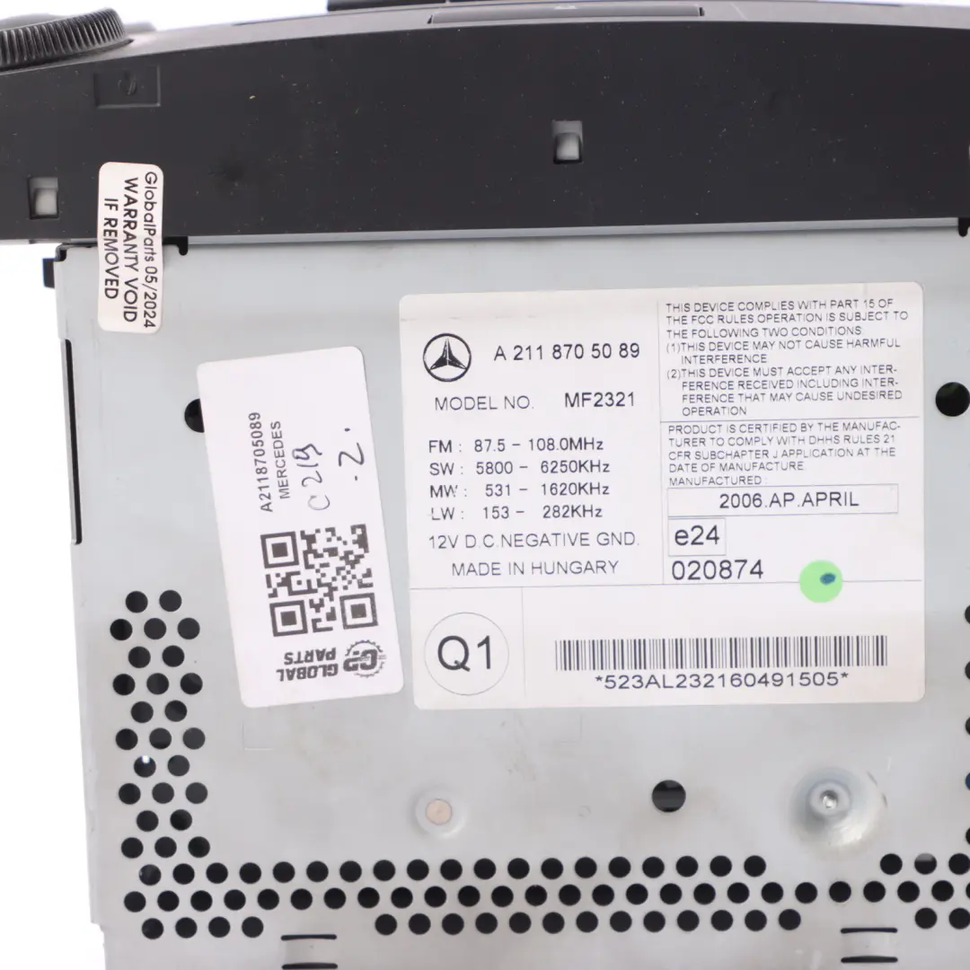 Radio Head Unit CD Audio Player Control Unit to Mercedes W211 C219 with Part number A2118705089 Mercedes W211 C219 Radio Head Unit CD Audio Player Control Unit - SKU A2118705089 - Part number A2118705089