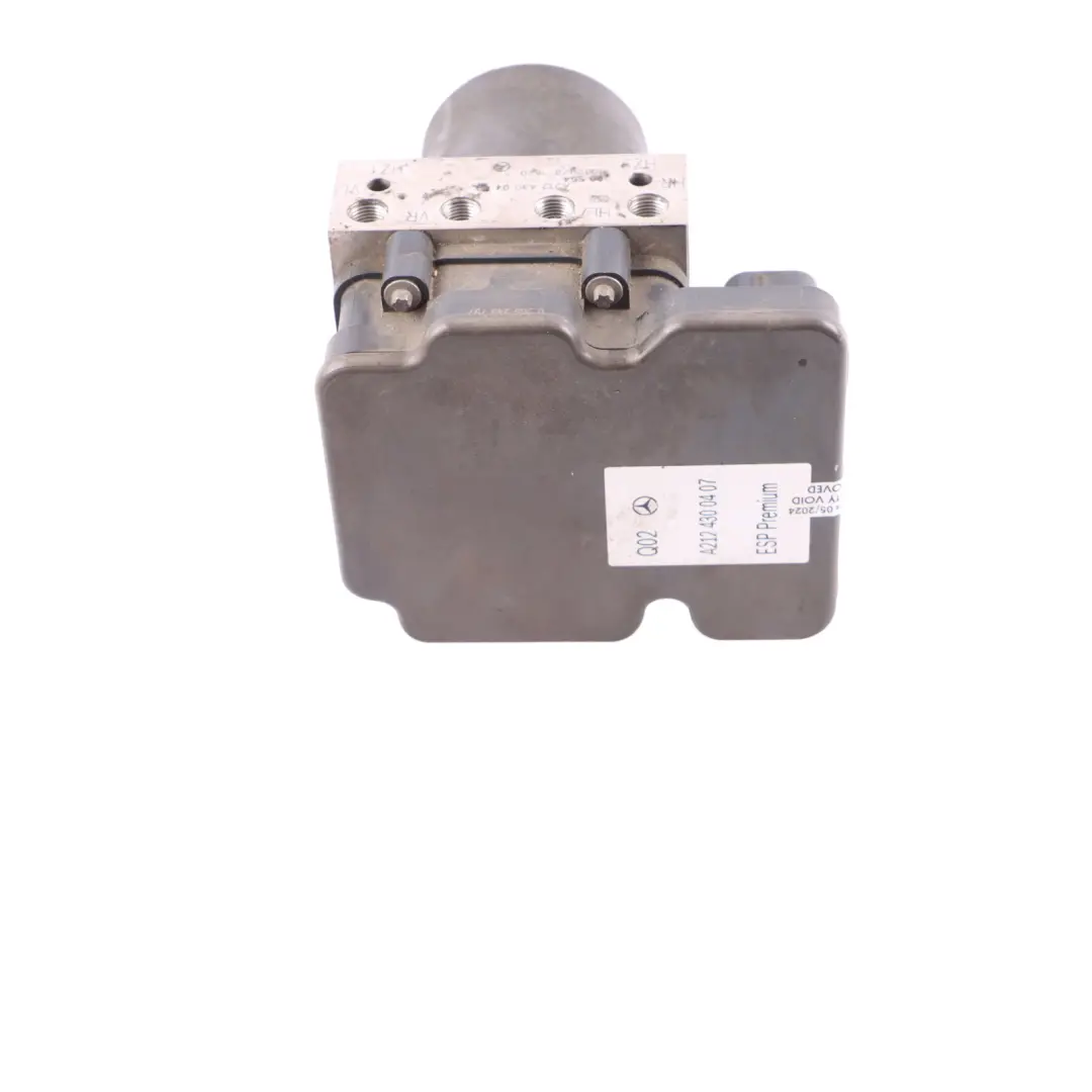 ABS Pump Mercedes W212 E63 AMG Hydraulic Brake ESP Control Unit to with Part number A2124300407 ABS Pump Mercedes W212 E63 AMG Hydraulic Brake ESP Control Unit - SKU A2124300407 - Part number A2124300407