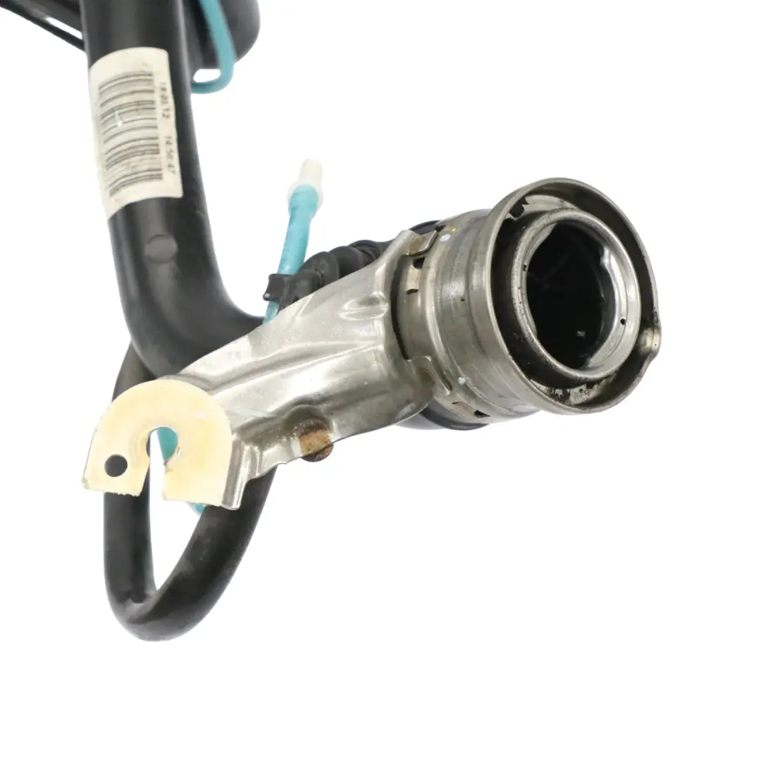 Serbatoio carburante Diesel M651 M642 Tubo riempimento per Mercedes W212 con numero di parte A2124708901 Mercedes W212 Serbatoio carburante Diesel M651 M642 Tubo riempimento - SKU A2124708901-1 - Numero di parte A2124708901