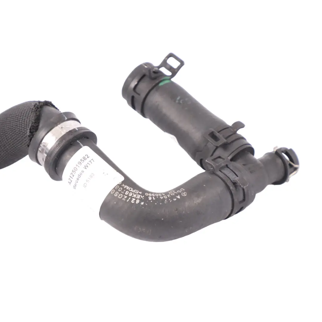 Mercedes W212 Refrigerante Manguera Tubo De La Bomba De Agua - SKU A2125019582 - Número de pieza A2125019582