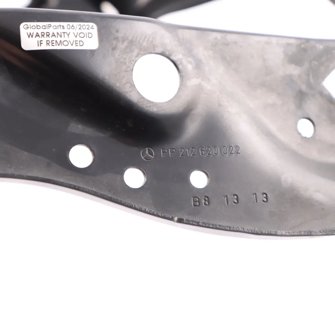 Staffa faro anteriore destro Telaio portalampada per Mercedes W212 con numero di parte A2126200291 Mercedes W212 Staffa faro anteriore destro Telaio portalampada - SKU A2126200291 - Numero di parte A2126200291