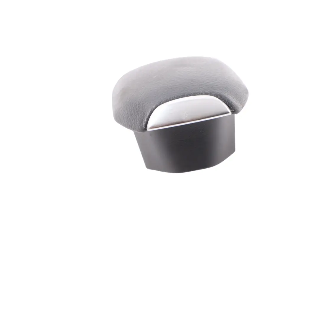 Pulsante Rilascio Bracciolo Copertura Trim A2126805808 per Mercedes W212 con numero di parte A2126805708 Mercedes W212 Pulsante Rilascio Bracciolo Copertura Trim A2126805808 - SKU A2126805708 - Numero di parte A2126805708