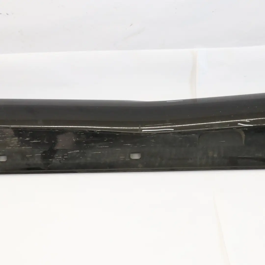 Seitenschweller Türschweller AMG Rechts Obsidian Schwarz - 775 für Mercedes W212 mit Teilenummer A2126981554 Mercedes W212 Seitenschweller Türschweller AMG Rechts Obsidian Schwarz - 775 - SKU A2126981554-OB1 - Teilenummer A2126981554