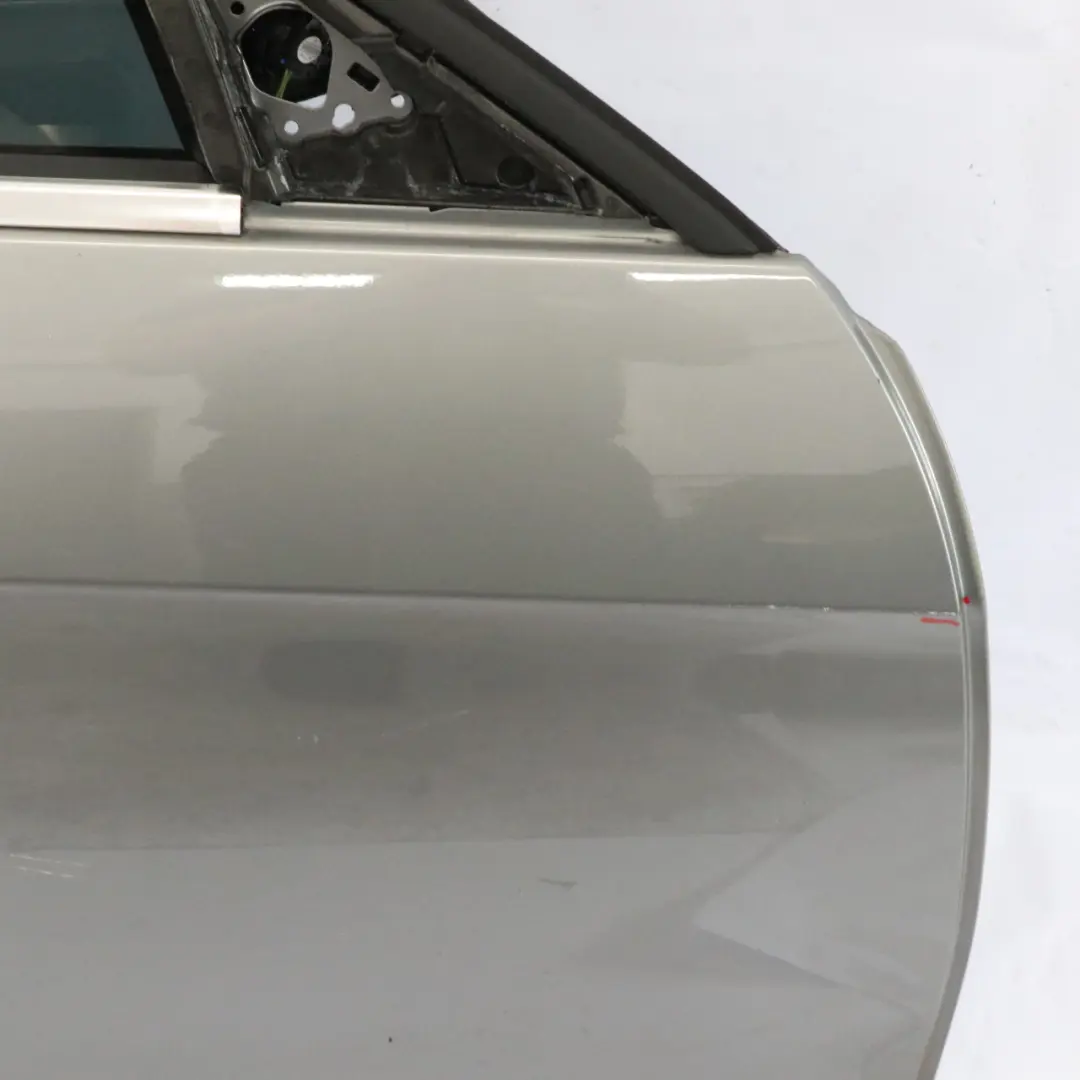 Porta Anteriore Destra Pannello di Copertura Palladium Silver 792 per Mercedes W212 con numero di parte A2127205400 Mercedes W212 Porta Anteriore Destra Pannello di Copertura Palladium Silver 792 - SKU A2127205400-PAL - Numero di parte A2127205400