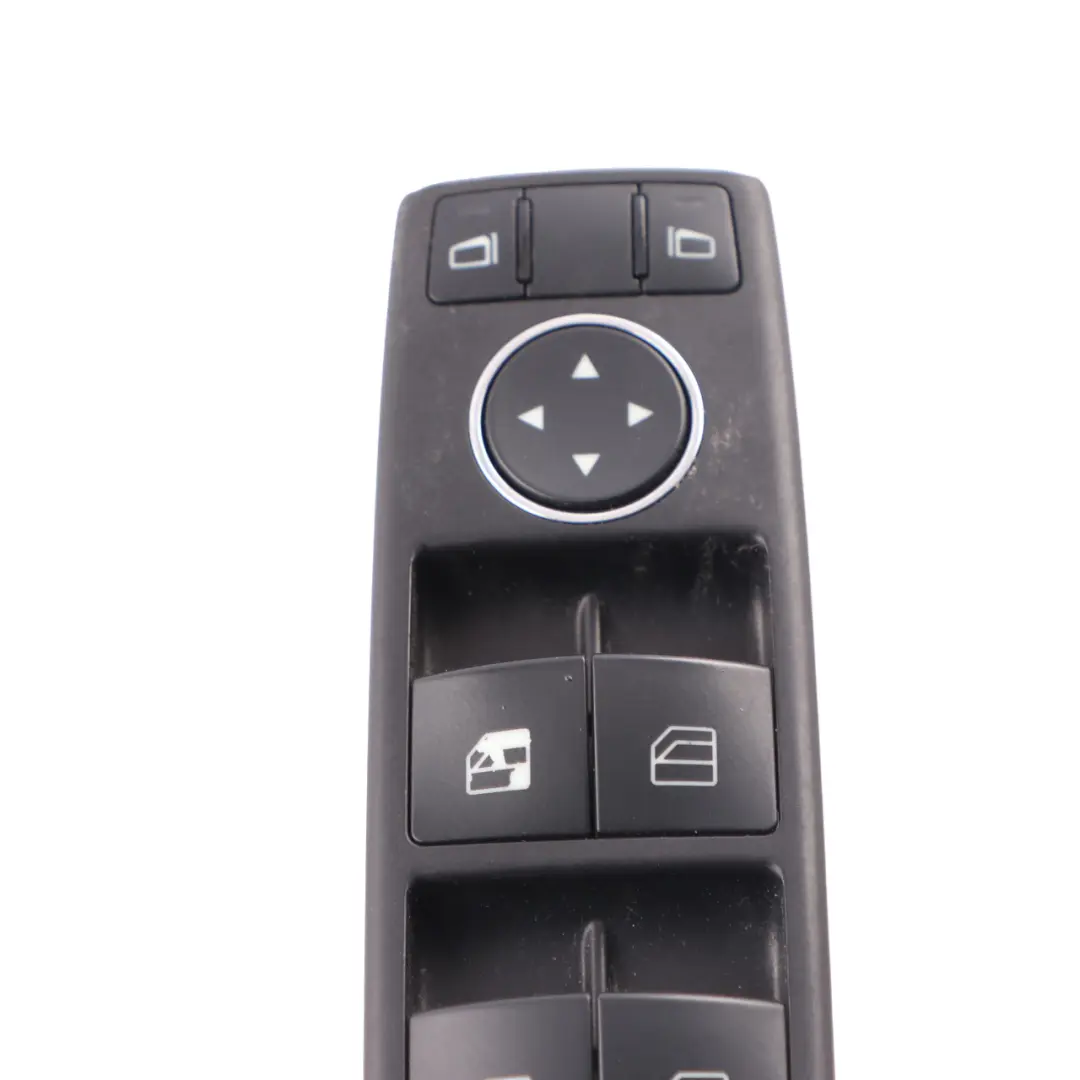 Interruttore Alzacristalli Mercedes W204 W212 Pannello Controllo per con numero di parte A2128208210 Interruttore Alzacristalli Mercedes W204 W212 Pannello Controllo - SKU A2128208210-1 - Numero di parte A2128208210