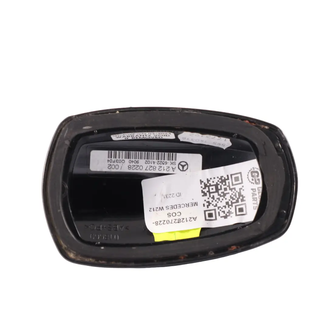 Cache antenne de toit Shark Cosmos Black Metallic - 303 pour Mercedes S212 Estate à propos du numéro de pièce A2128270228 Mercedes S212 Estate Cache antenne de toit Shark Cosmos Black Metallic - 303 - SKU A2128270228-COS - Numéro de pièce A2128270228