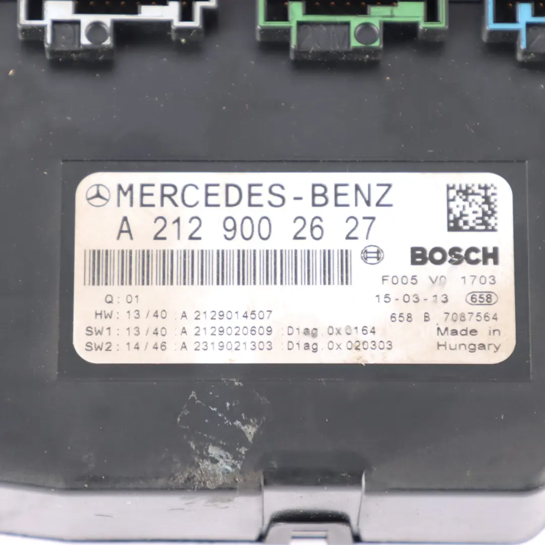 Sicherungskasten Relaismodul Steuergerät für Mercedes W212 mit Teilenummer A2129002627 Mercedes W212 Sicherungskasten Relaismodul Steuergerät - SKU A2129002627 - Teilenummer A2129002627