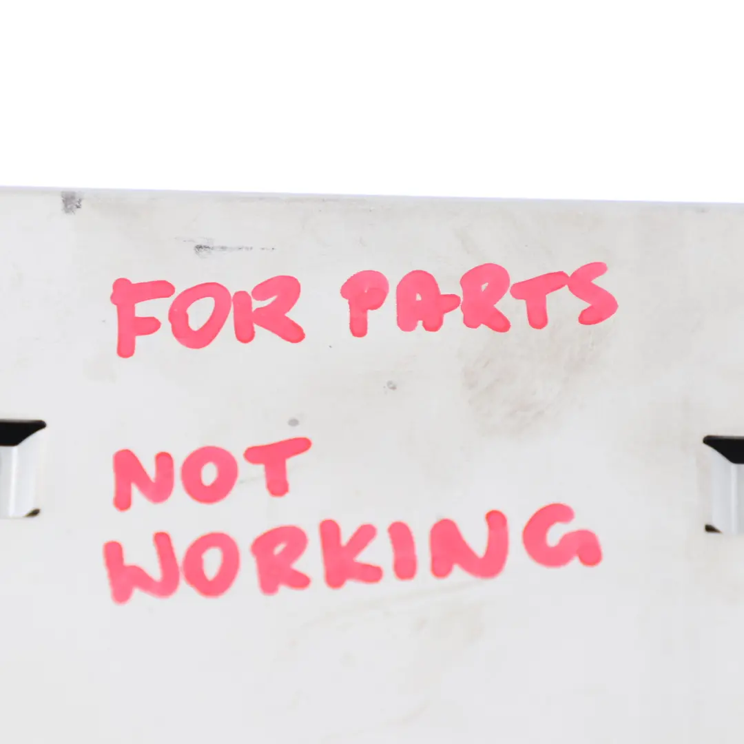 Radio Navi Reproductor de CD de piezas no funciona para Mercedes W212 con número de pieza A2129005212 Mercedes W212 Radio Navi Reproductor de CD de piezas no funciona - SKU A2129005212-1 - Número de pieza A2129005212