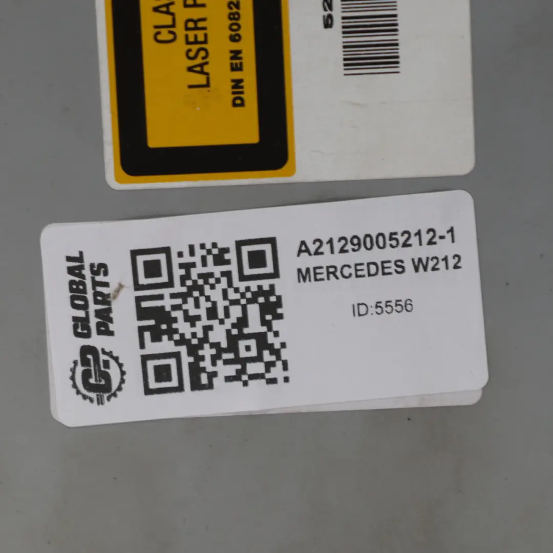 Radio Navi Reproductor de CD de piezas no funciona para Mercedes W212 con número de pieza A2129005212 Mercedes W212 Radio Navi Reproductor de CD de piezas no funciona - SKU A2129005212-1 - Número de pieza A2129005212