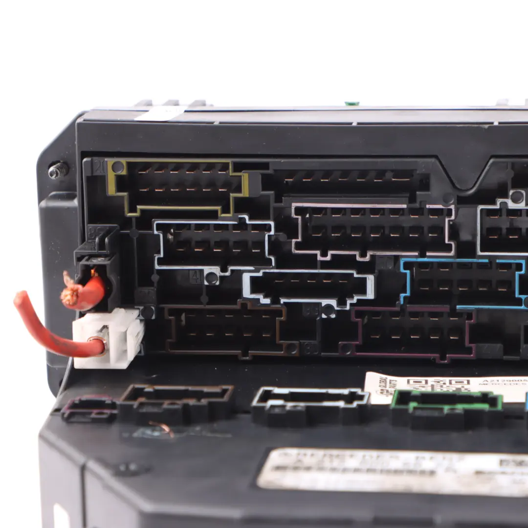 Fuse Box Relay Control Unit SAM Module to Mercedes W212 SLK R172 with Part number A2129005922 Mercedes W212 SLK R172 Fuse Box Relay Control Unit SAM Module - SKU A2129005922 - Part number A2129005922