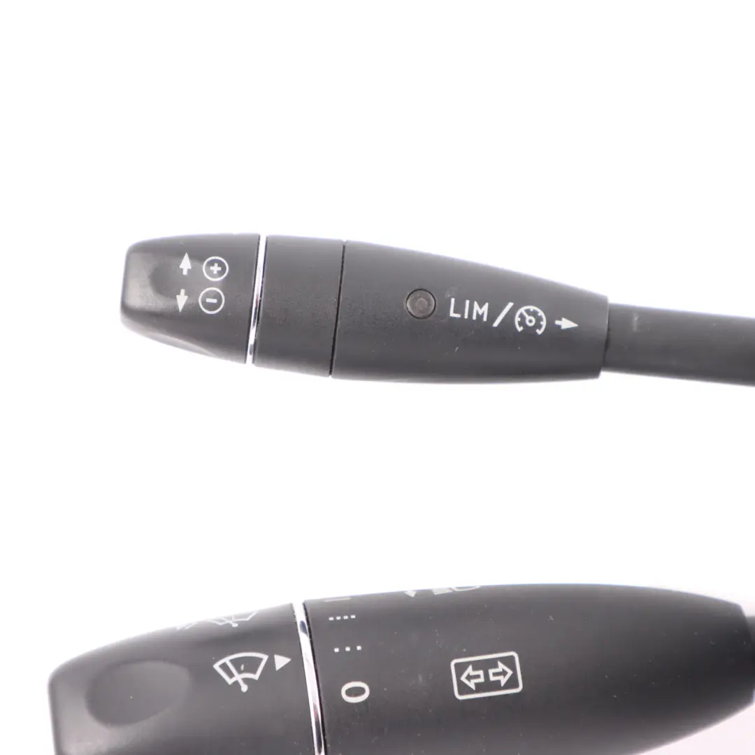 Mercedes W207 Columna Dirección Limpiaparabrisas Indicador Stalk - SKU A2129007702-1 - Número de pieza A2129007702