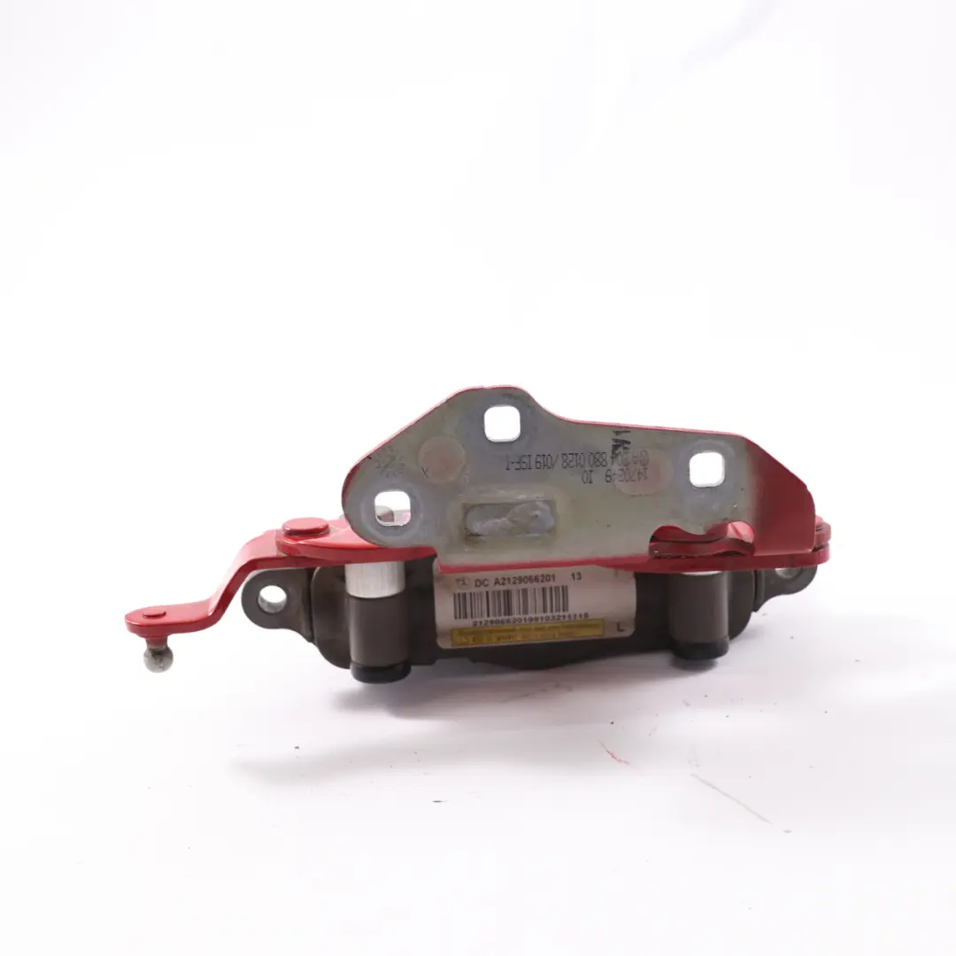 Cerniera cofano Mercedes W204 sinistra protezione pedoni Rosso Opale Fuoco 590 per con numero di parte A2129066201 Cerniera cofano Mercedes W204 sinistra protezione pedoni Rosso Opale Fuoco 590 - SKU A2129066201-FUP - Numero di parte A2129066201