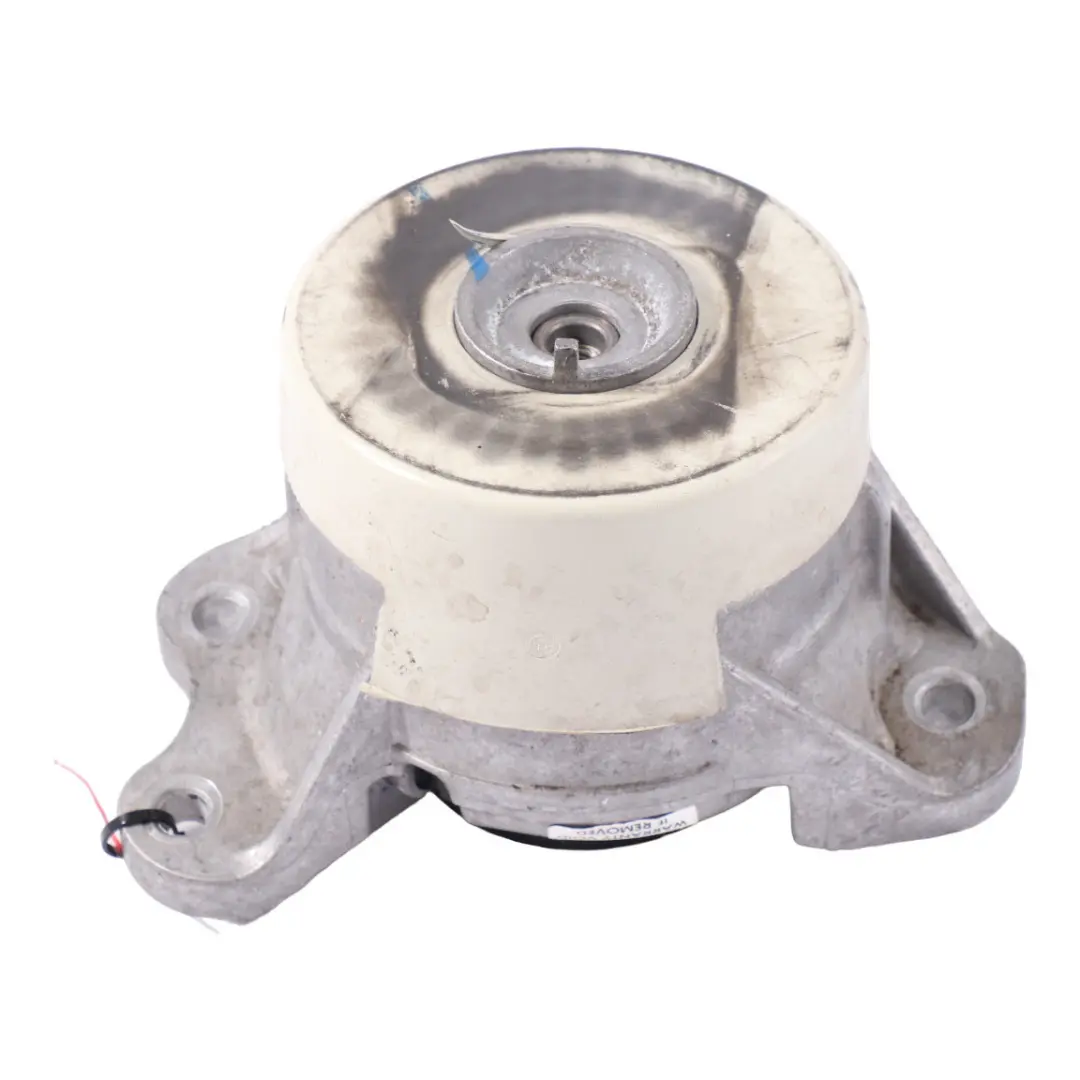 Halterung Träger vorne rechts für Mercedes X253 Motor mit Teilenummer A2132404000 Mercedes X253 Motor Halterung Träger vorne rechts - SKU A2132404000 - Teilenummer A2132404000