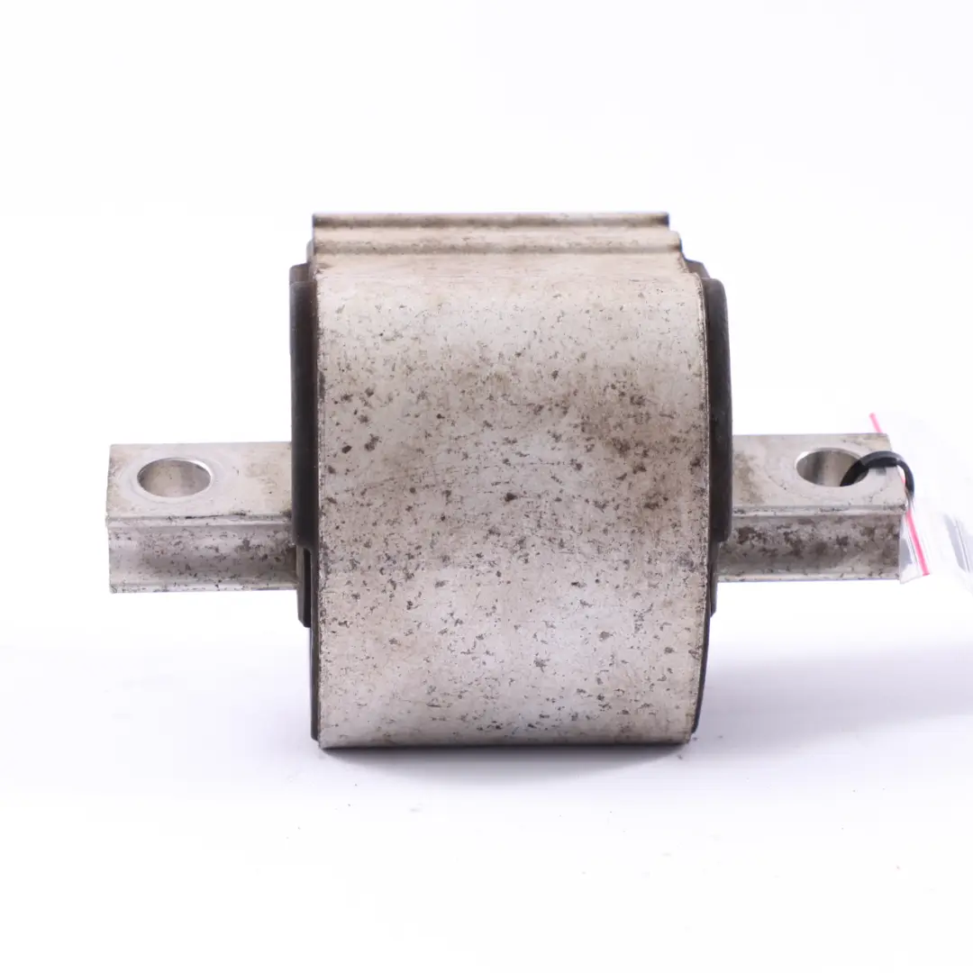 Mercedes W205 Supporto cambio Supporto della trasmissione Cuscinetto - SKU A2132406100 - Numero di parte A2132406100