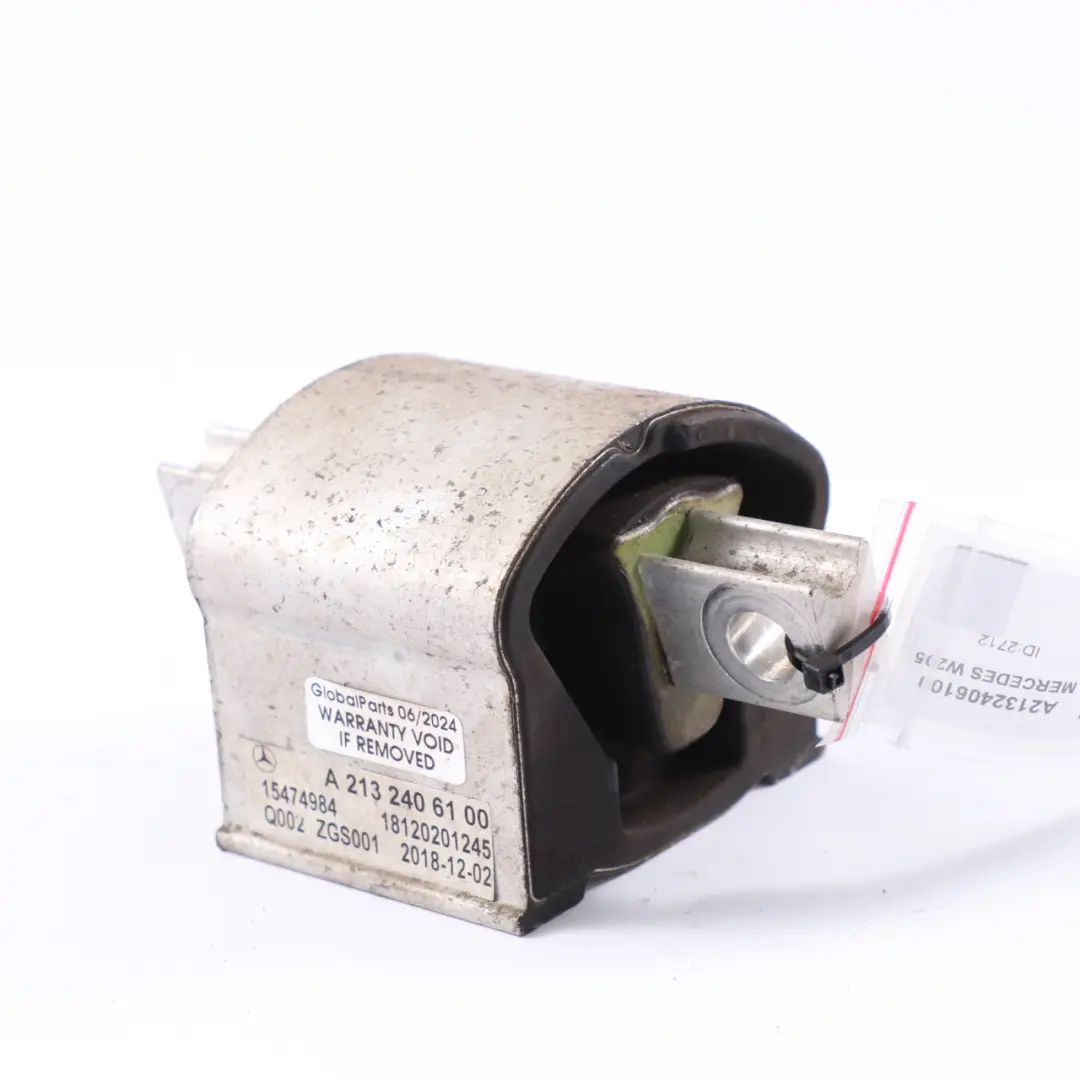 Mercedes W205 Supporto cambio Supporto della trasmissione Cuscinetto - SKU A2132406100 - Numero di parte A2132406100
