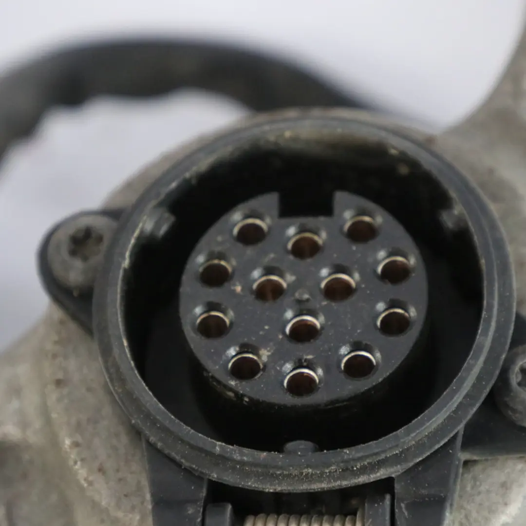 attelage de remorquage Mécanisme de la barre de remorquage arrière pour Mercedes W213 à propos du numéro de pièce A2133100100 Mercedes W213 attelage de remorquage Mécanisme de la barre de remorquage arrière - SKU A2133100100 - Numéro de pièce A2133100100