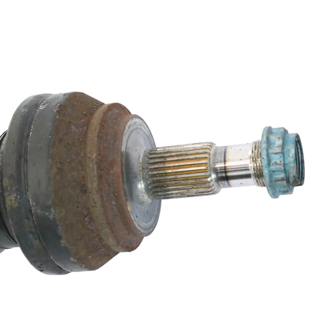 Eje de Transmisión Eje de Salida Izquierdo OM654 para Mercedes W213 con número de pieza A2133502511 Mercedes W213 Eje de Transmisión Eje de Salida Izquierdo OM654 - SKU A2133502511 - Número de pieza A2133502511