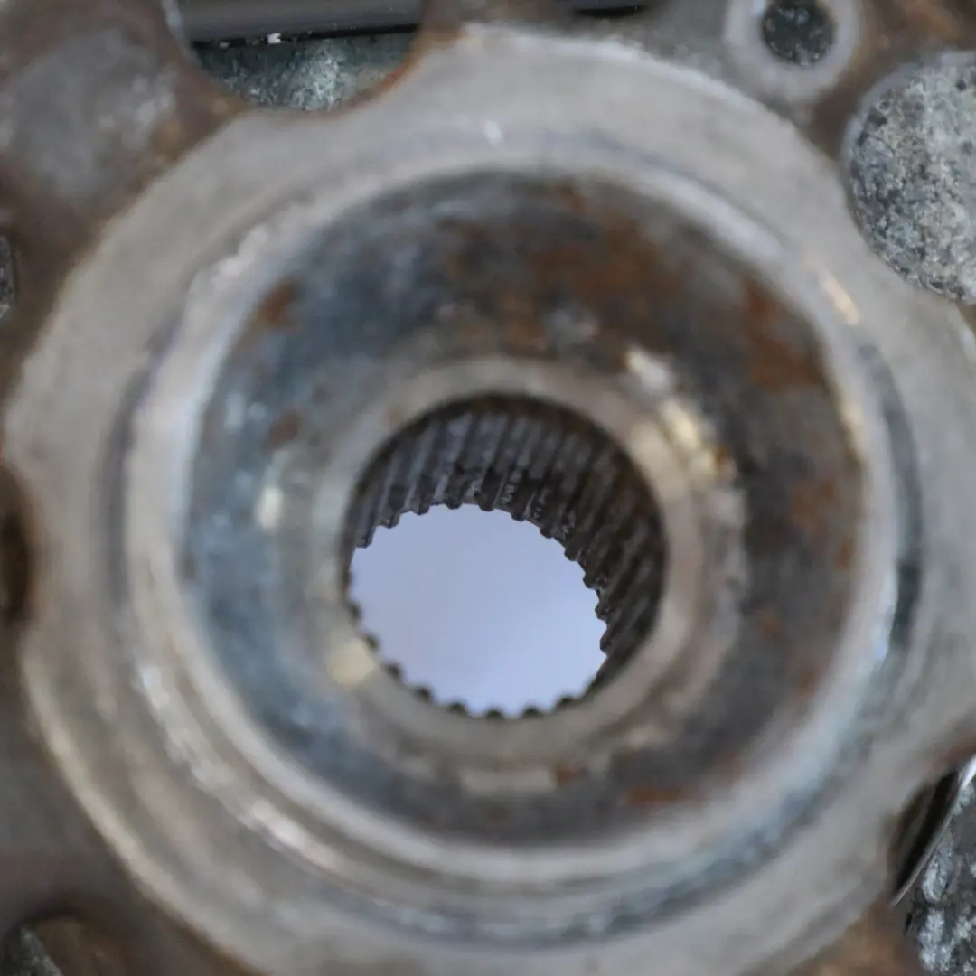 cubo del soporte de rueda trasera derecha cojinete para Mercedes W213 con número de pieza A2133503205 Mercedes W213 cubo del soporte de rueda trasera derecha cojinete - SKU A2133503205-4 - Número de pieza A2133503205