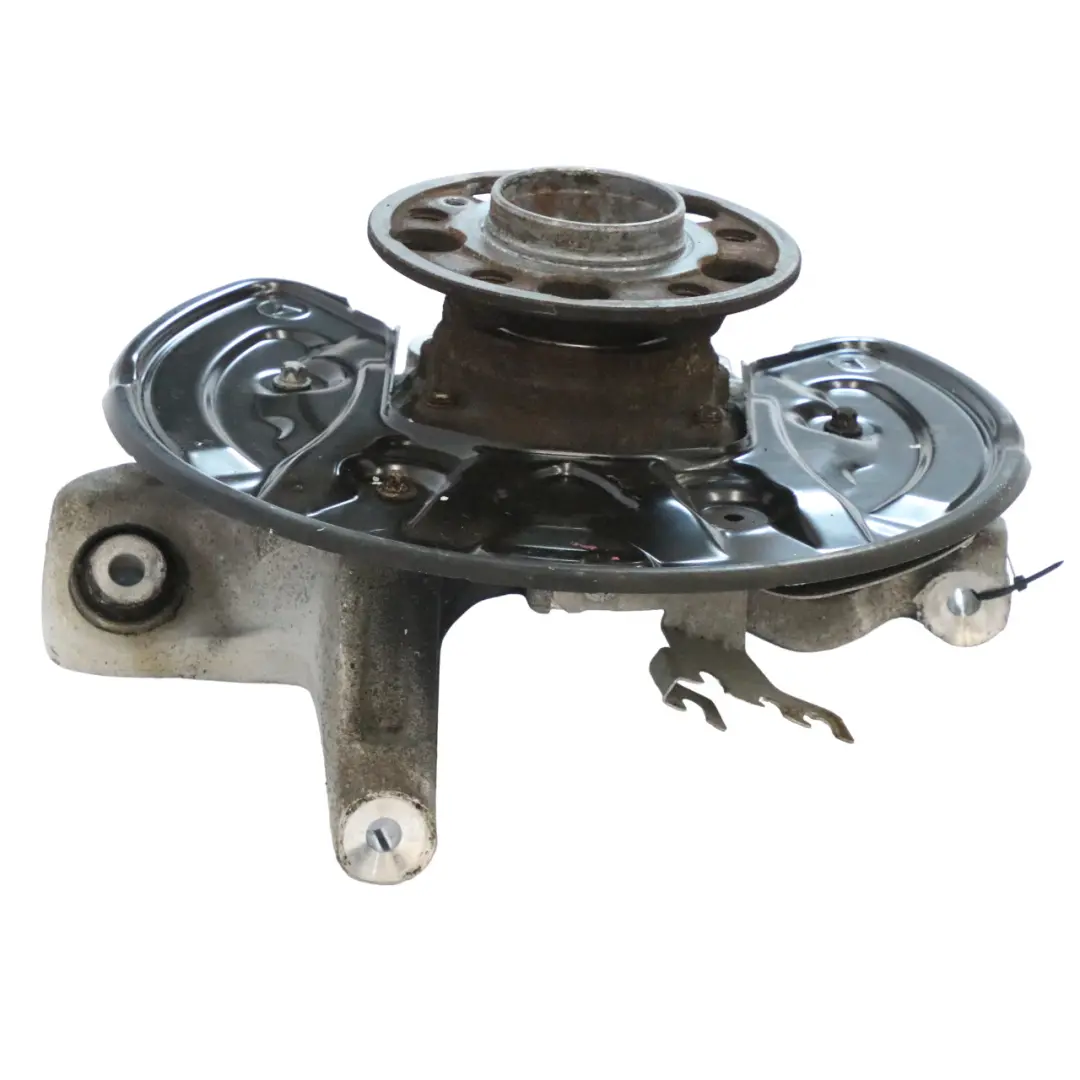 Zwrotnica Piasta Uchwyt Koła Prawy Tył do Mercedes W213 o numerze A2133503205 Mercedes W213 Zwrotnica Piasta Uchwyt Koła Prawy Tył - SKU A2133503205-4 - Numer Części A2133503205