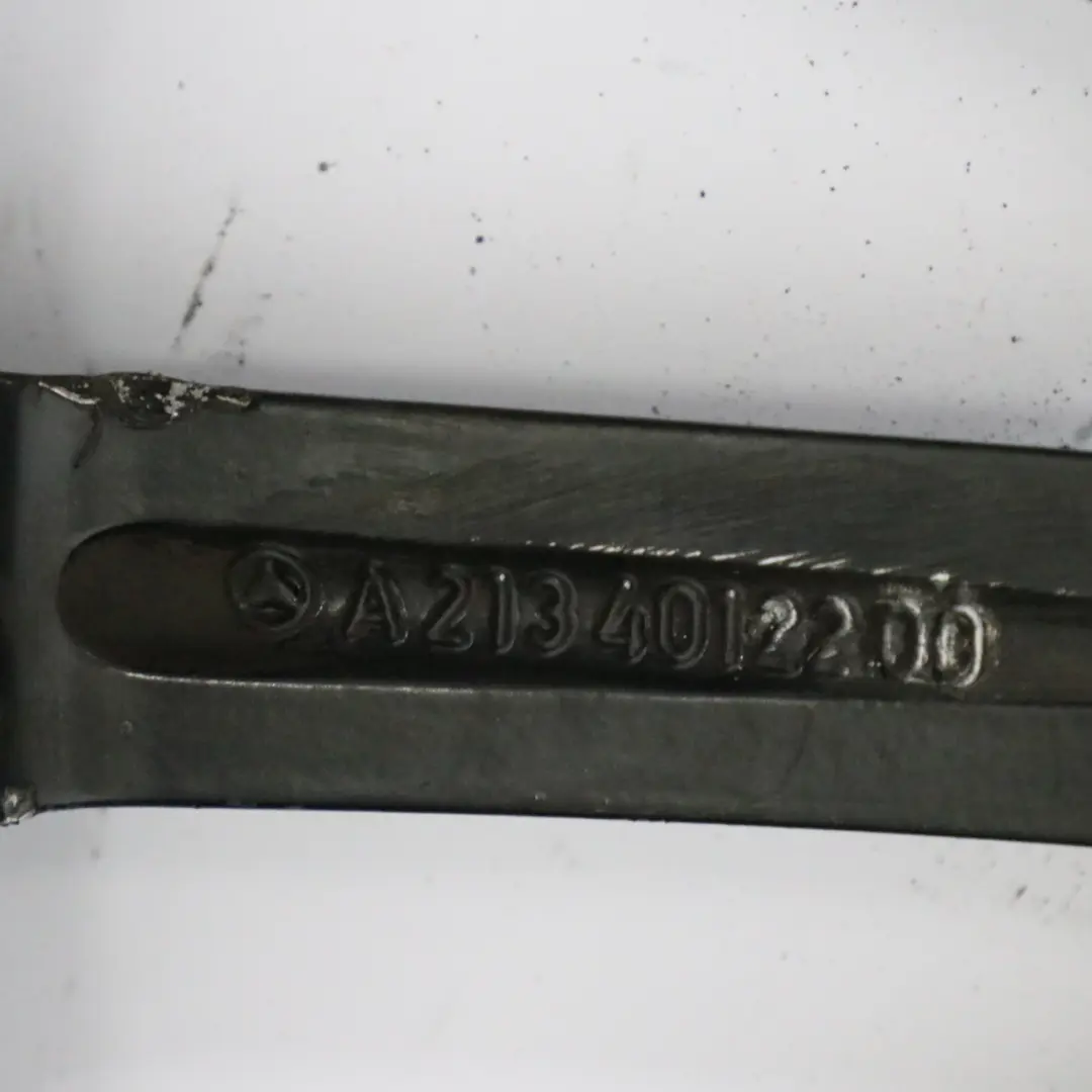 Llanta de aleación delantera 20" ET:43 8J para Mercedes W213 C238 AMG con número de pieza A2134012200 Mercedes W213 C238 AMG Llanta de aleación delantera 20" ET:43 8J - SKU A2134012200-1 - Número de pieza A2134012200