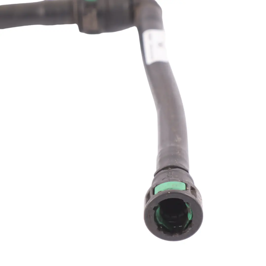 Mercedes W213 Diesel Col remplissage Tube en plastique Tuyau - SKU A2134705201 - Numéro de pièce A2134705201