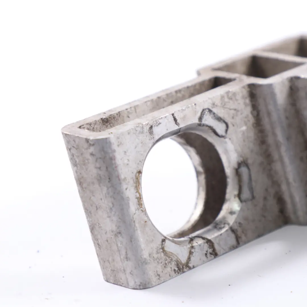 Kühlerhalterung Mercedes W213 Links Kühlerhalterung Strebe für mit Teilenummer A2135010620 Kühlerhalterung Mercedes W213 Links Kühlerhalterung Strebe - SKU A2135010620 - Teilenummer A2135010620