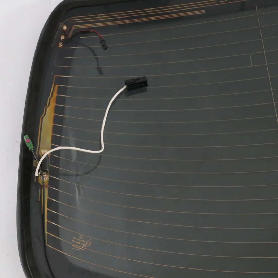Szyba Tylna Szkło Tylnej Klapy Przyciemniana AS3 do Mercedes W213 o numerze A2136707000 Mercedes W213 Szyba Tylna Szkło Tylnej Klapy Przyciemniana AS3 - SKU A2136707000-1 - Numer Części A2136707000