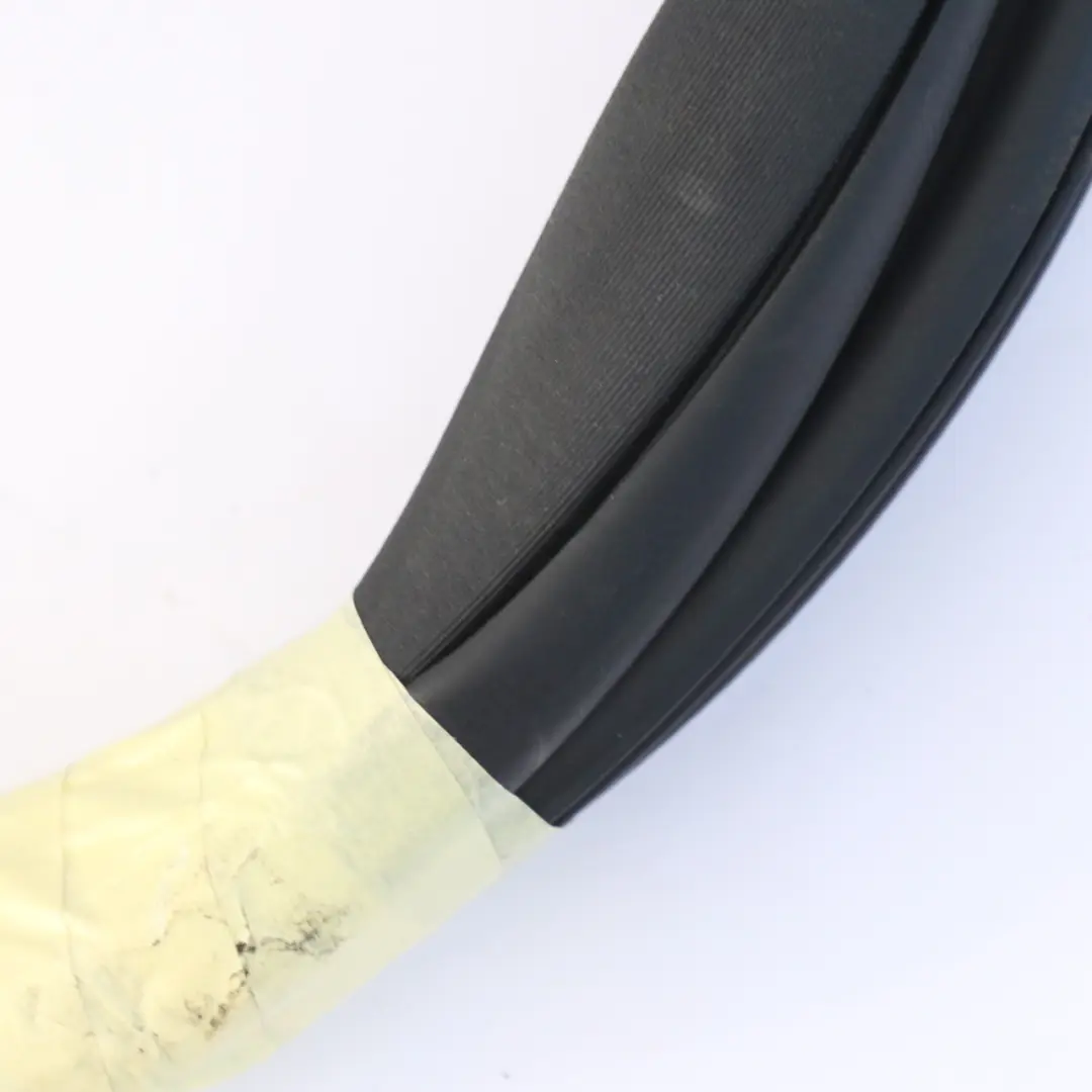 Joint de protection de porte avant gauche droite pour Mercedes W213 à propos du numéro de pièce A2136970900 Mercedes W213 Joint de protection de porte avant gauche droite - SKU A2136970900 - Numéro de pièce A2136970900