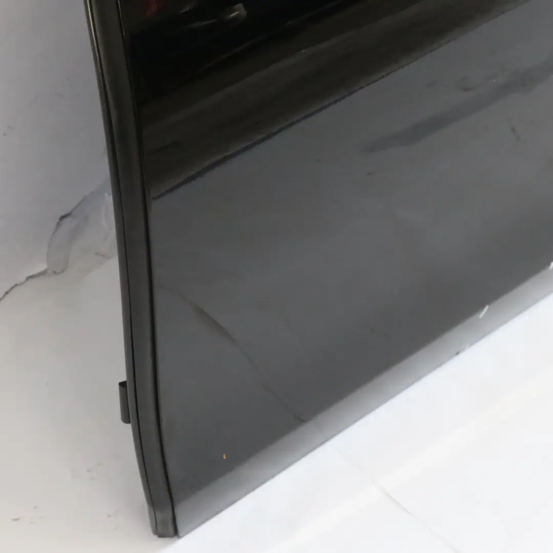 Mercedes W213 Porta anteriore sinistra Obsidian Black Metallic - 197 - SKU A2137200105-OB1 - Numero di parte A2137200105