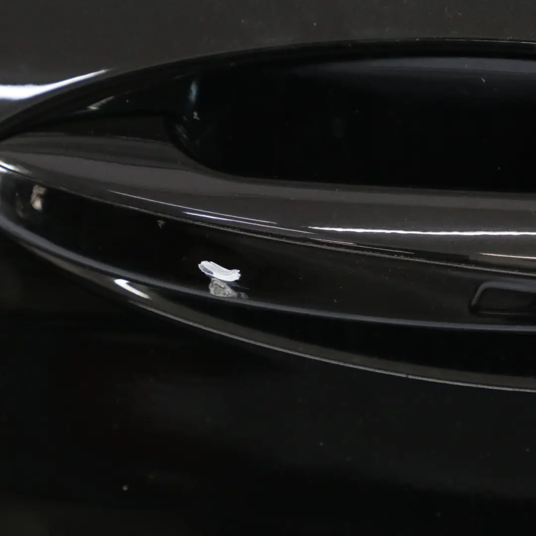 Drzwi przednie lewe Obsidian Black Czarny Metalik - 197 do Mercedes W213 o numerze A2137200105 Mercedes W213 Drzwi przednie lewe Obsidian Black Czarny Metalik - 197 - SKU A2137200105-OB1 - Numer Części A2137200105